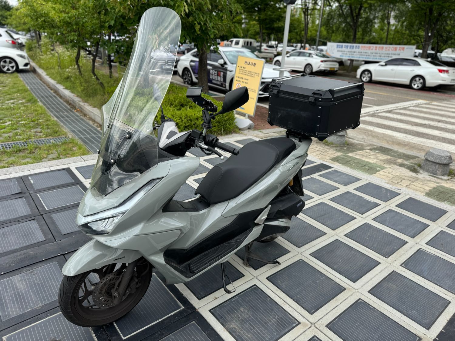 혼다 PCX 125 thumb 2