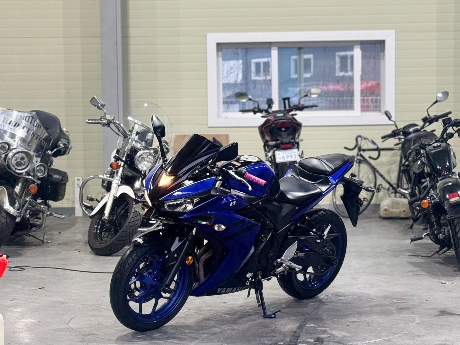 야마하 YZF R3 more