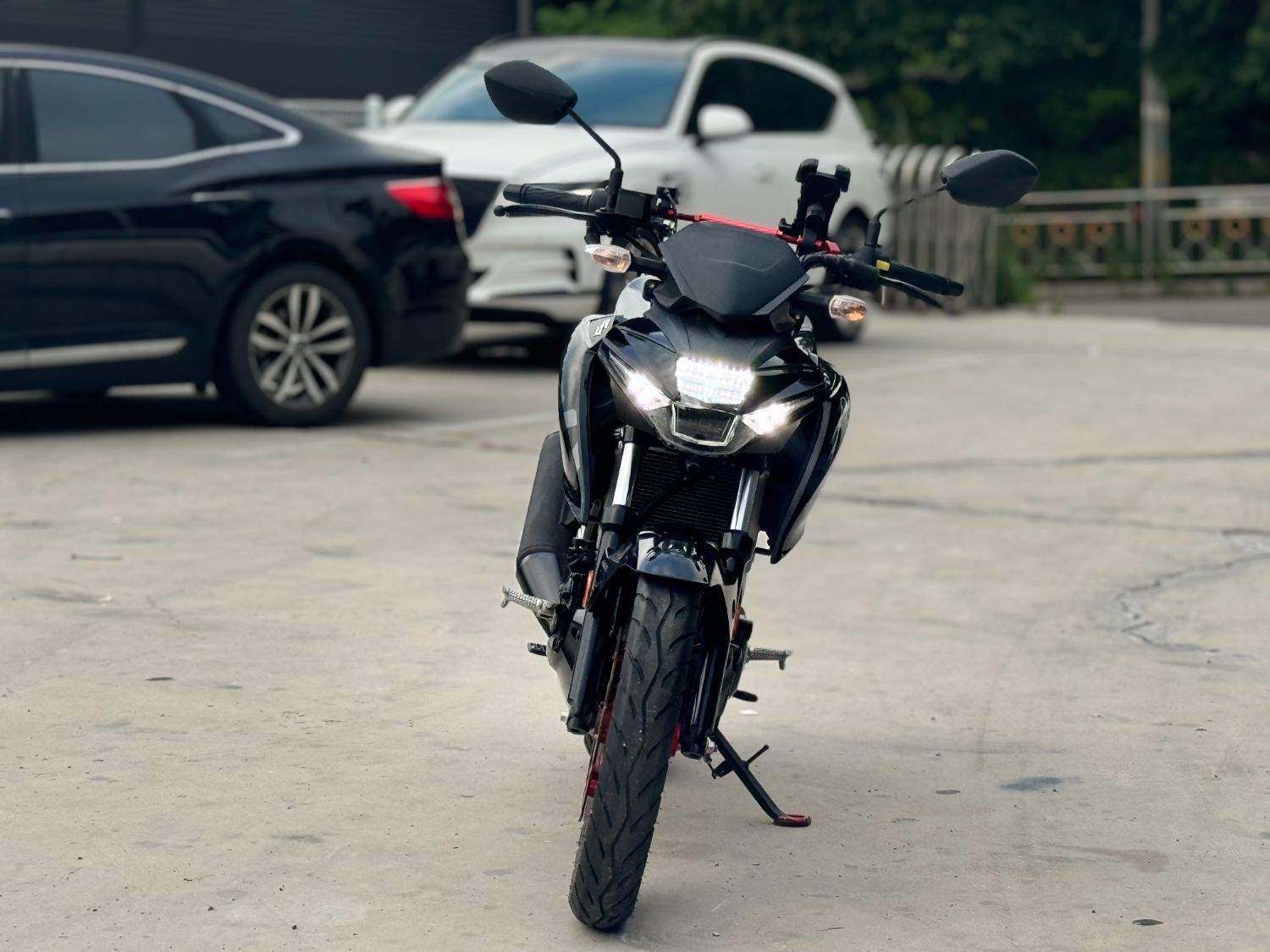 스즈키 GSX S 125 thumb 2