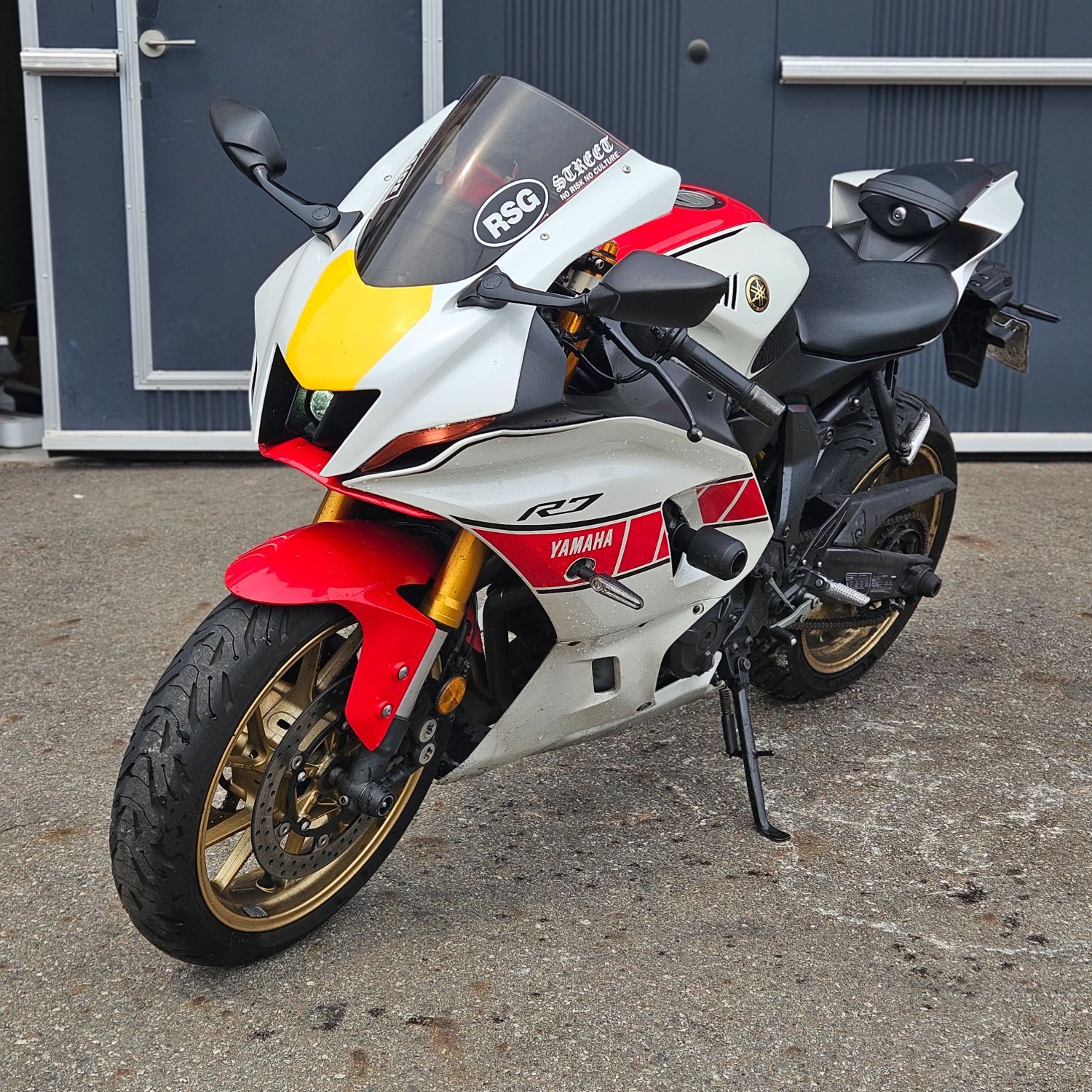 야마하 YZF R7 thumb 2