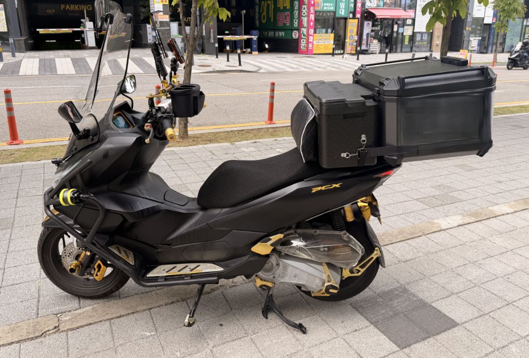 혼다 PCX 125 more