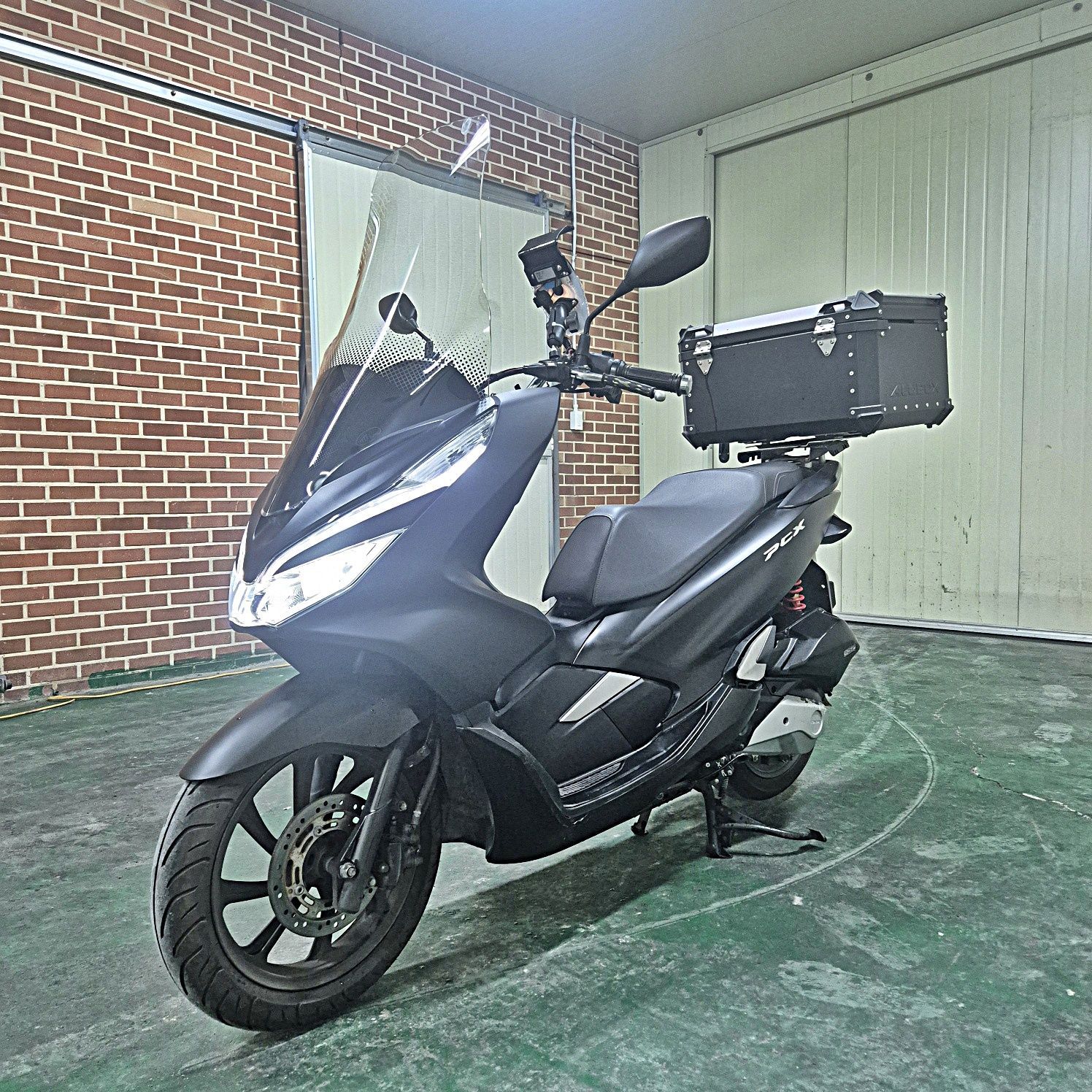 혼다 PCX 125 more