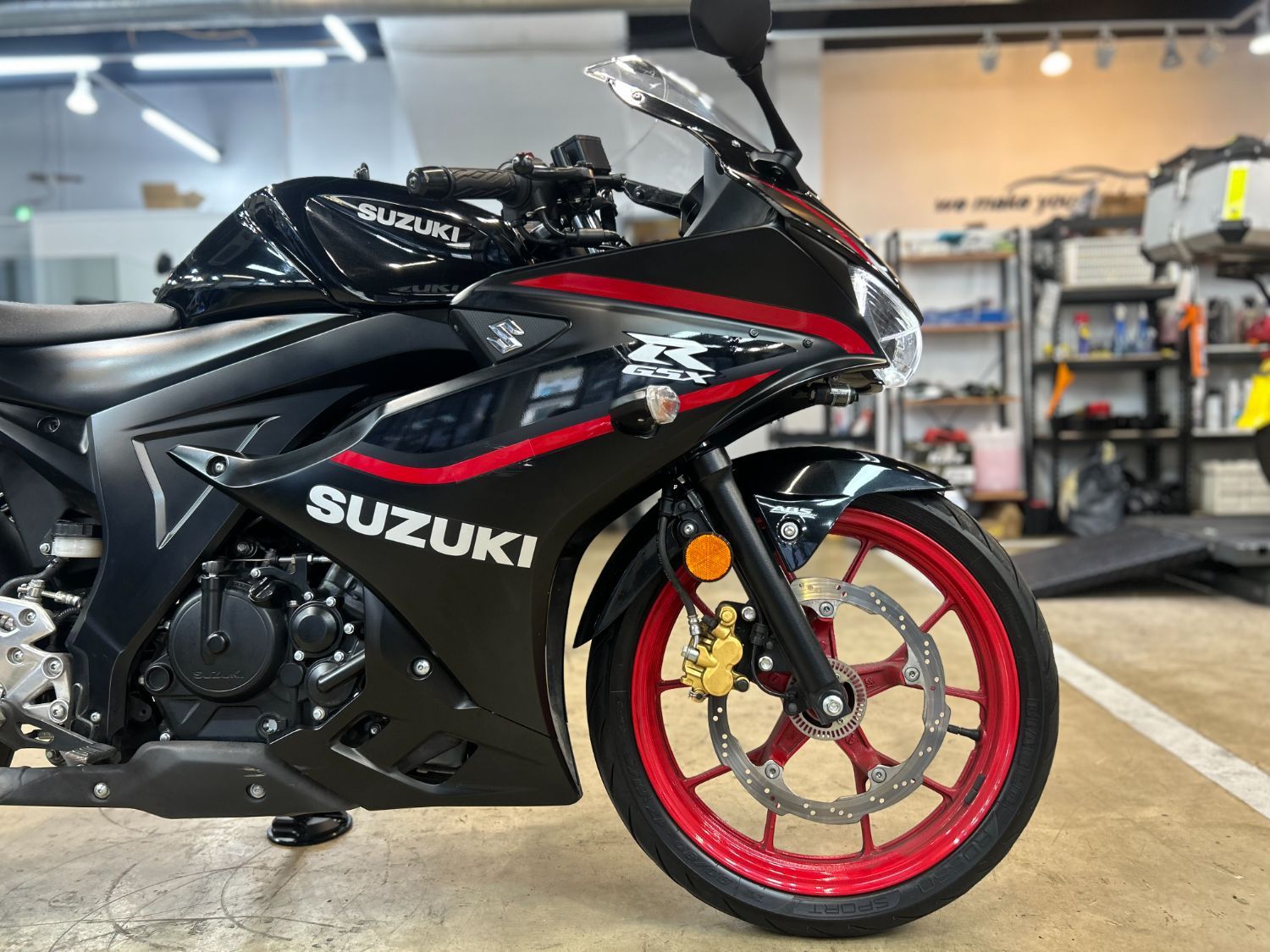 스즈키 GSX R 125 ABS thumb 2