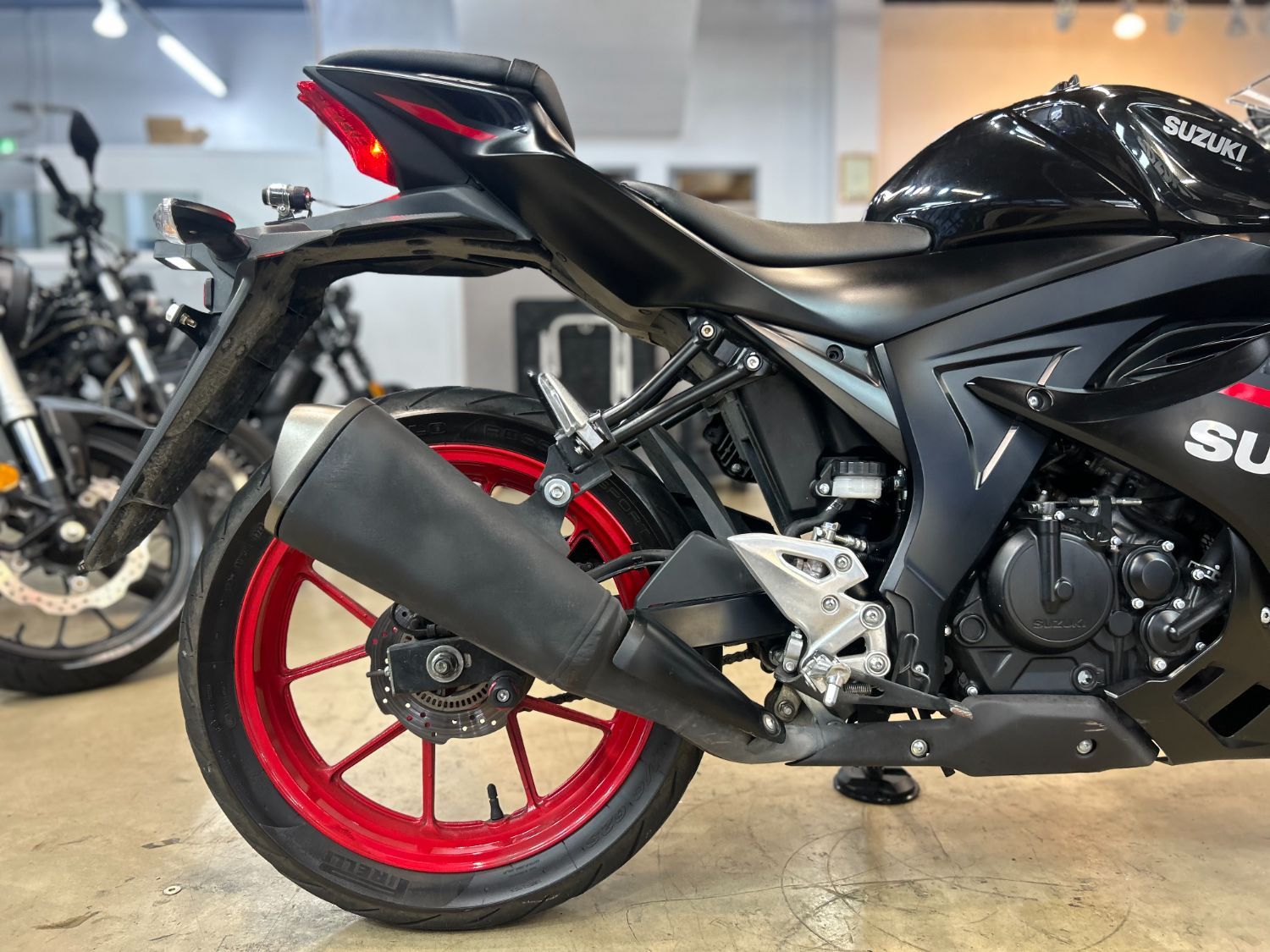스즈키 GSX R 125 ABS more