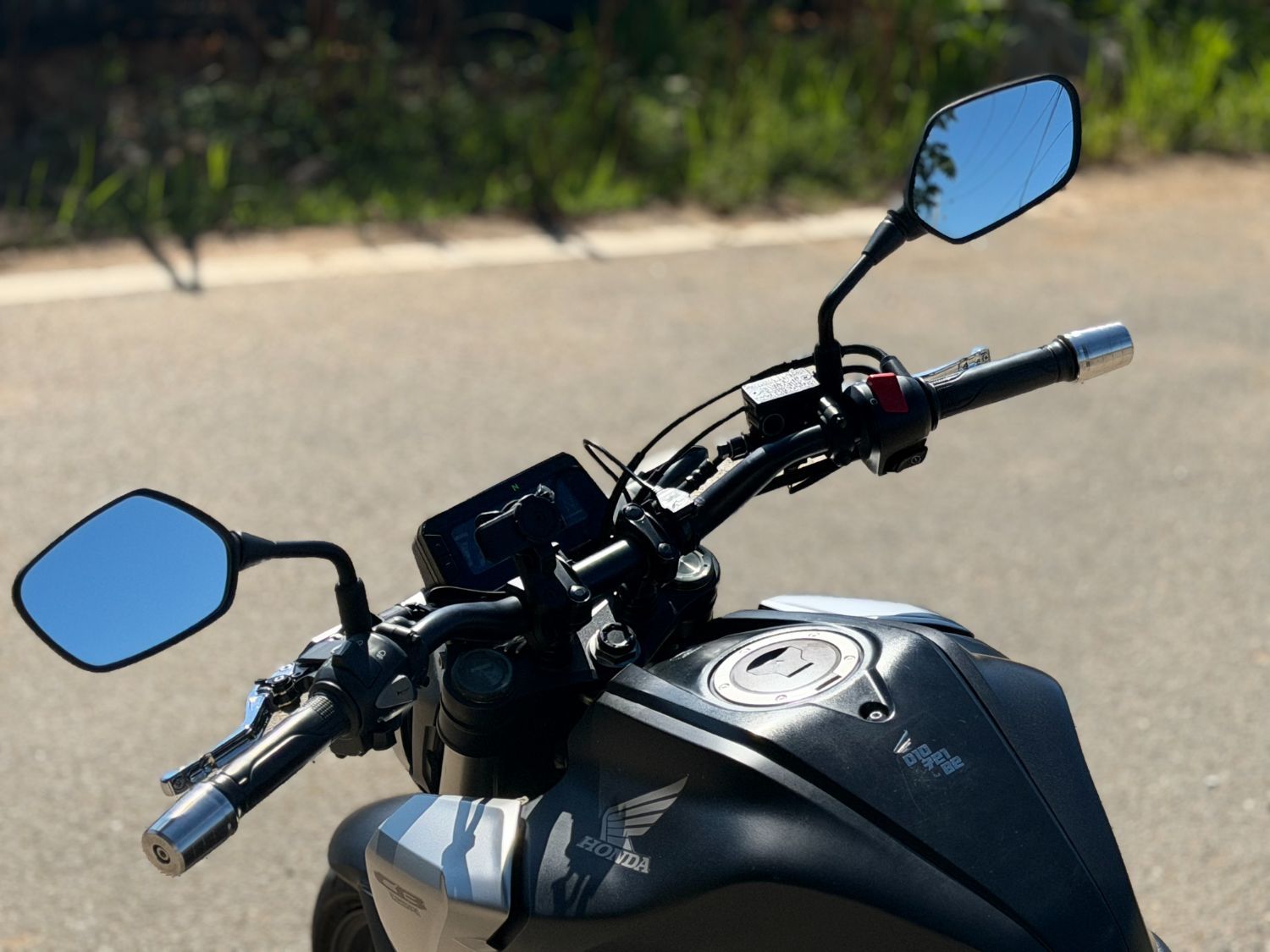혼다 CB 125 R more