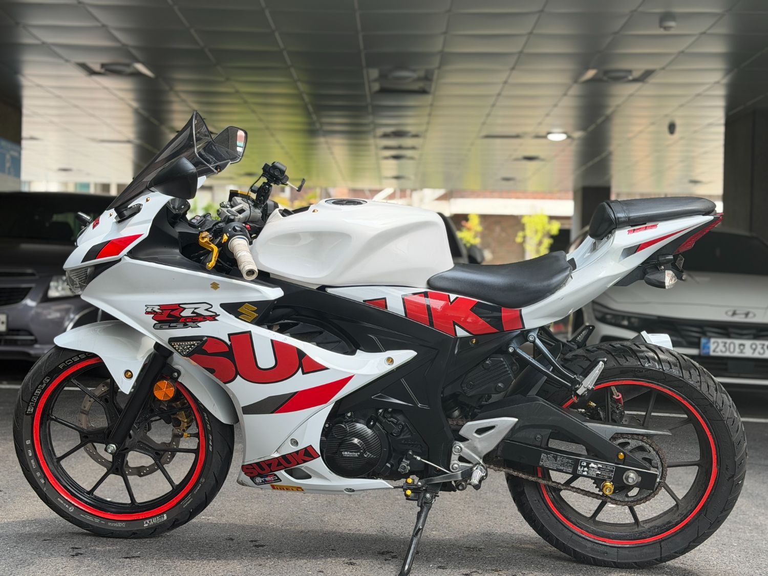 스즈키 GSX R 125 ABS thumb 2
