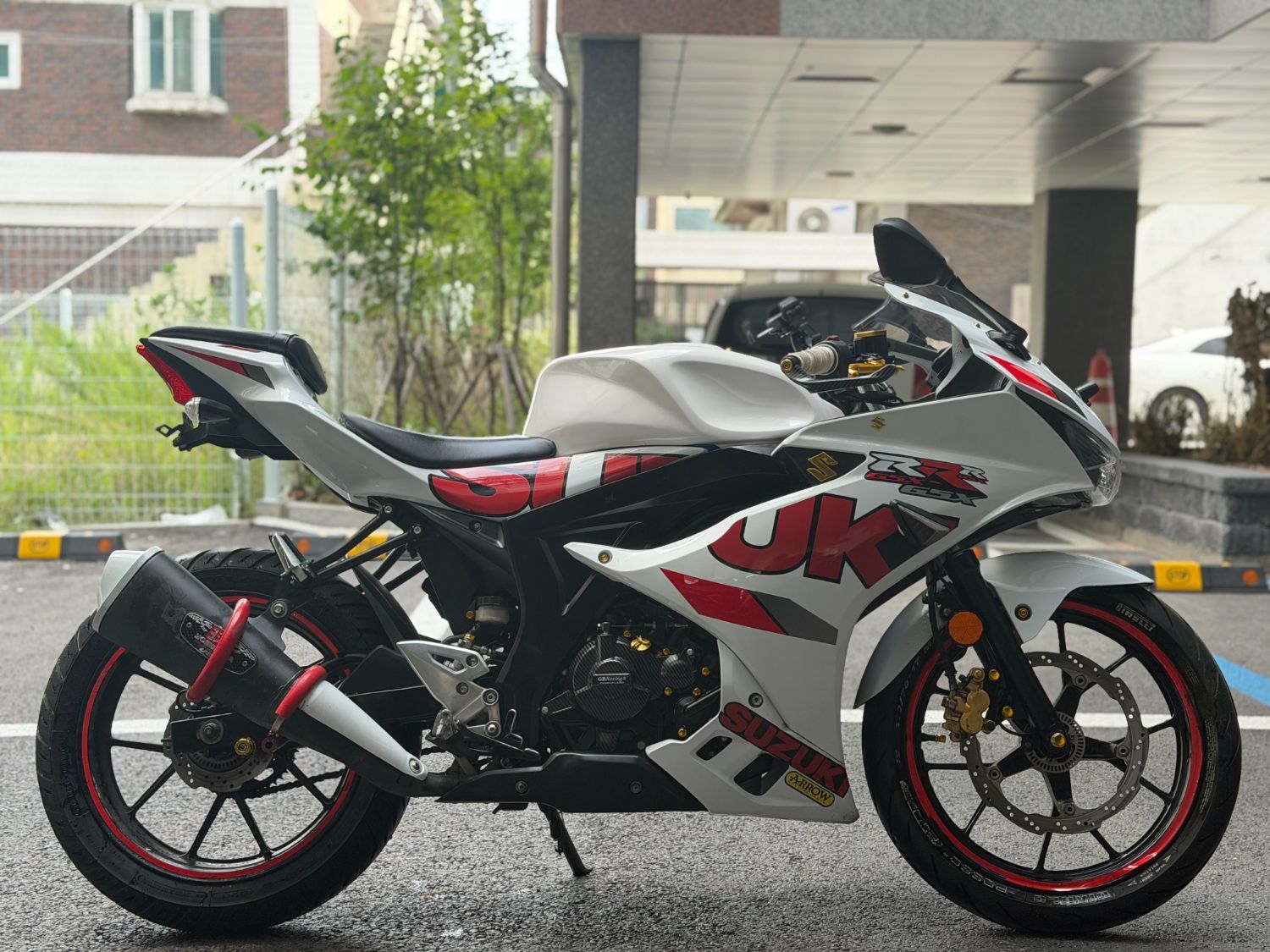 스즈키 GSX R 125 ABS more