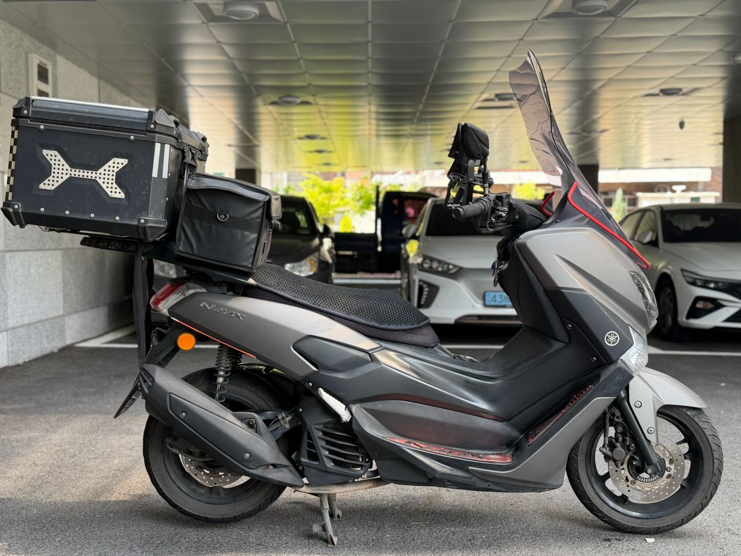 야마하 NMAX 125 more