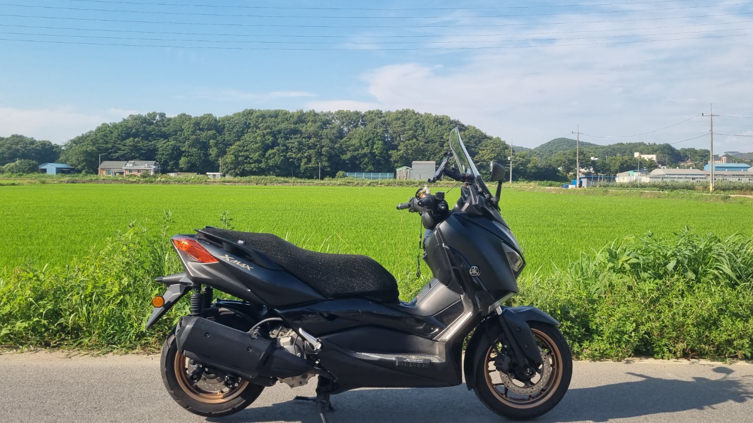 야마하 XMAX 300 ABS thumb 2