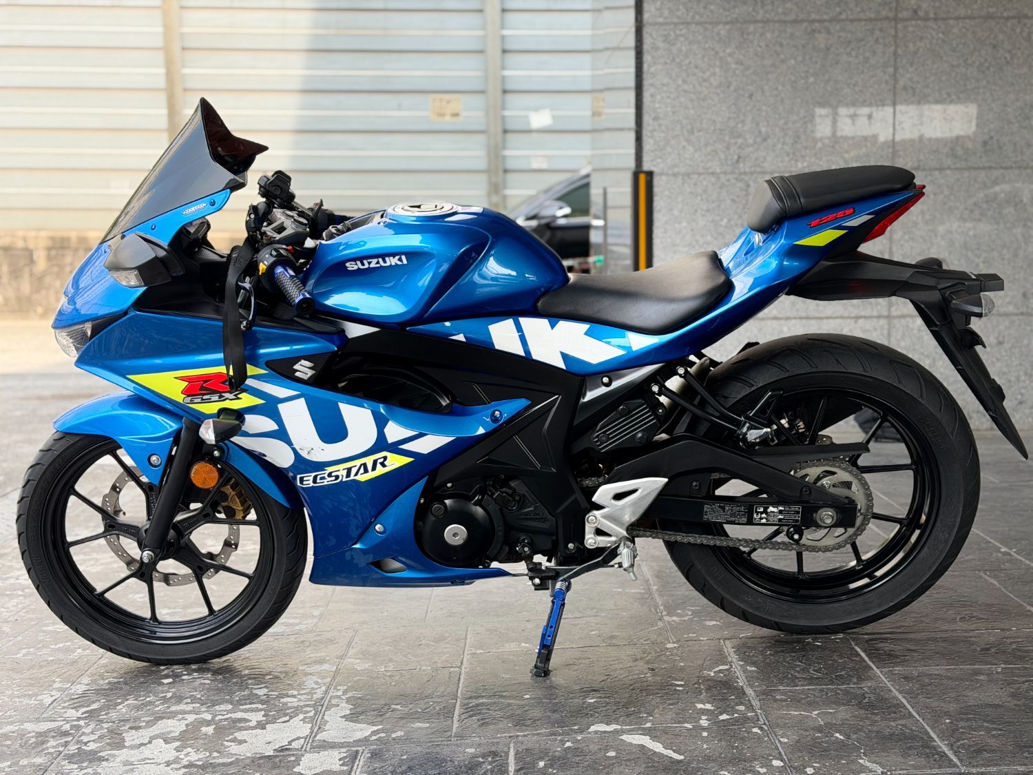 스즈키 GSX R 125 ABS more
