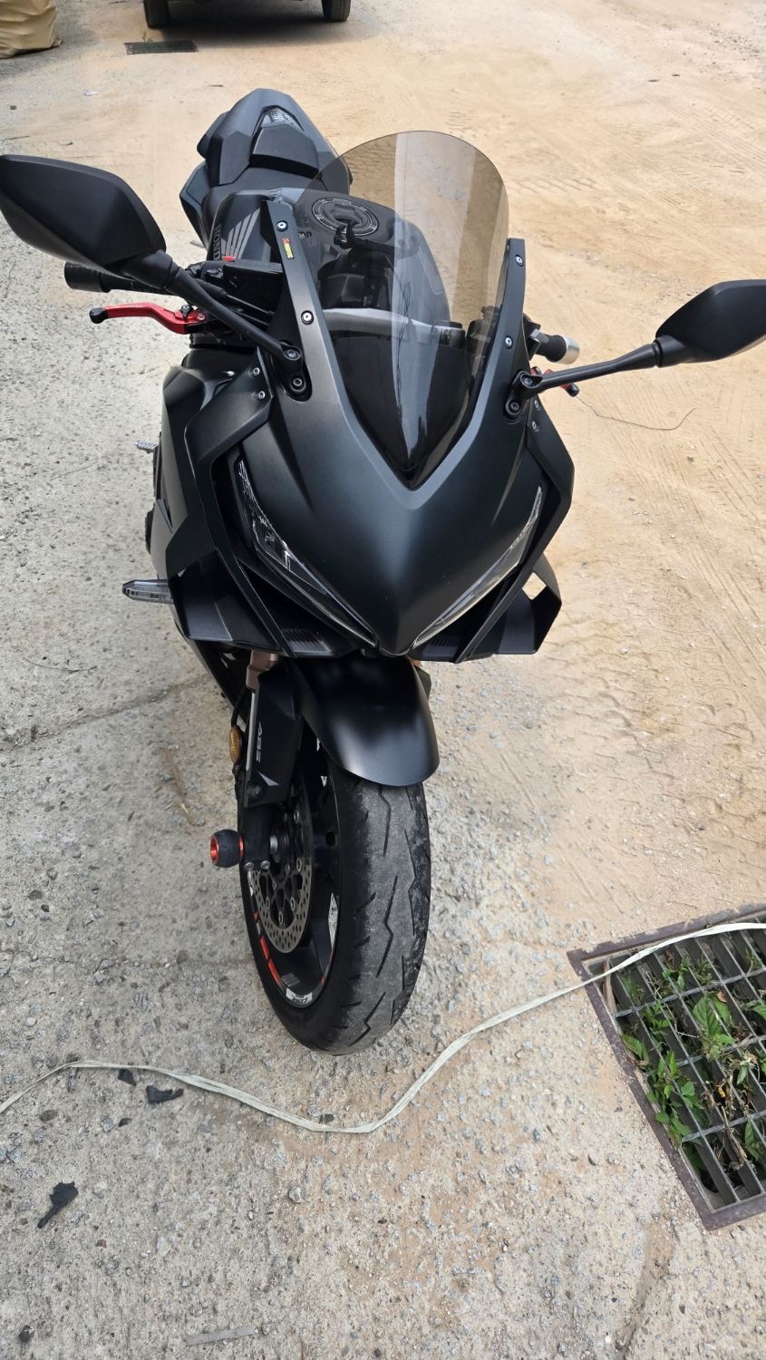 혼다 CBR 650 R MT more