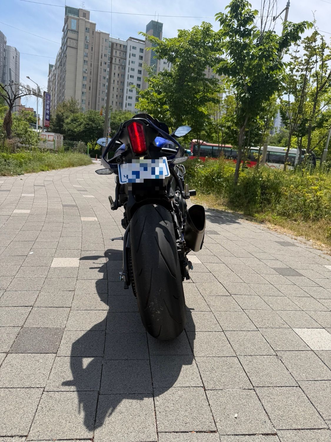 야마하 YZF R1 2018 블루 사진 4