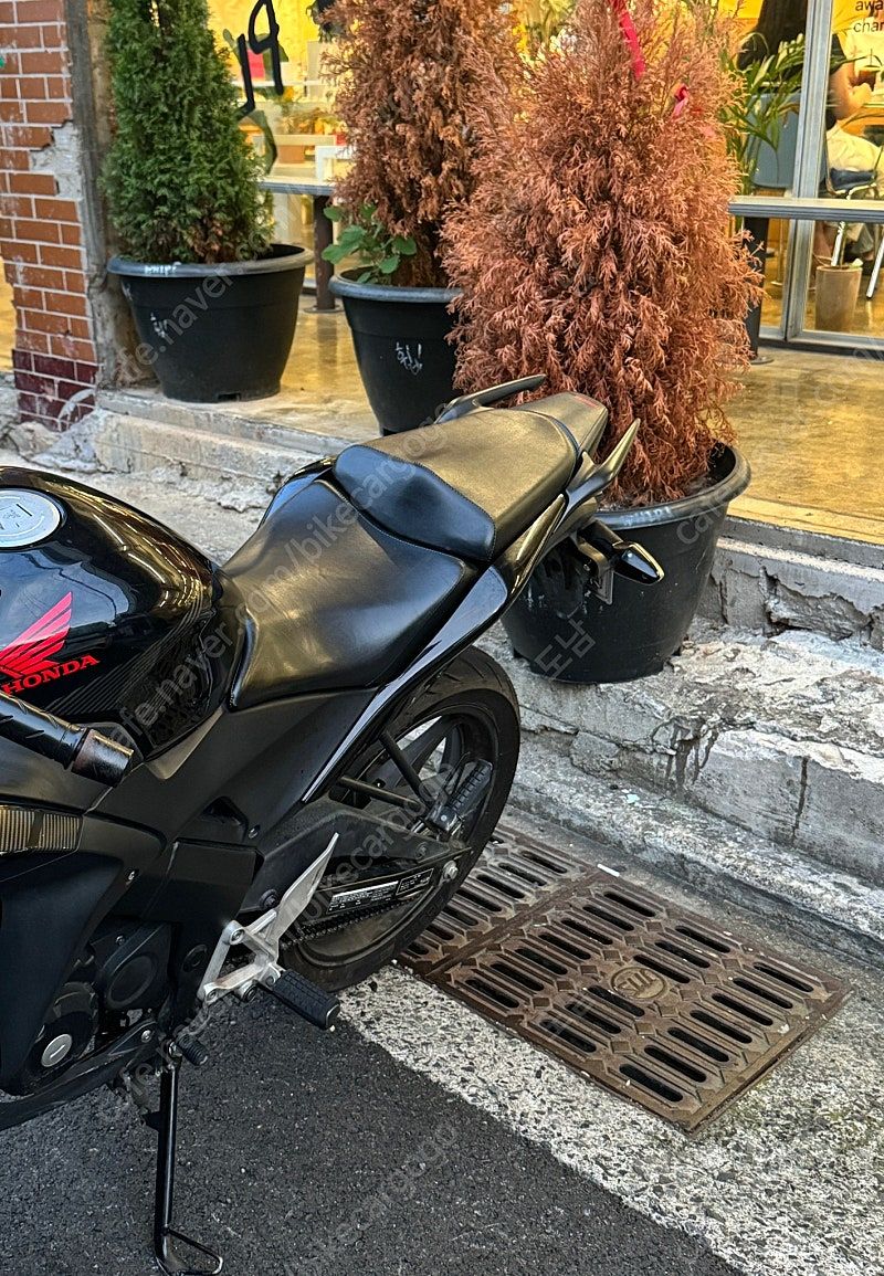혼다 CBR 125 R more