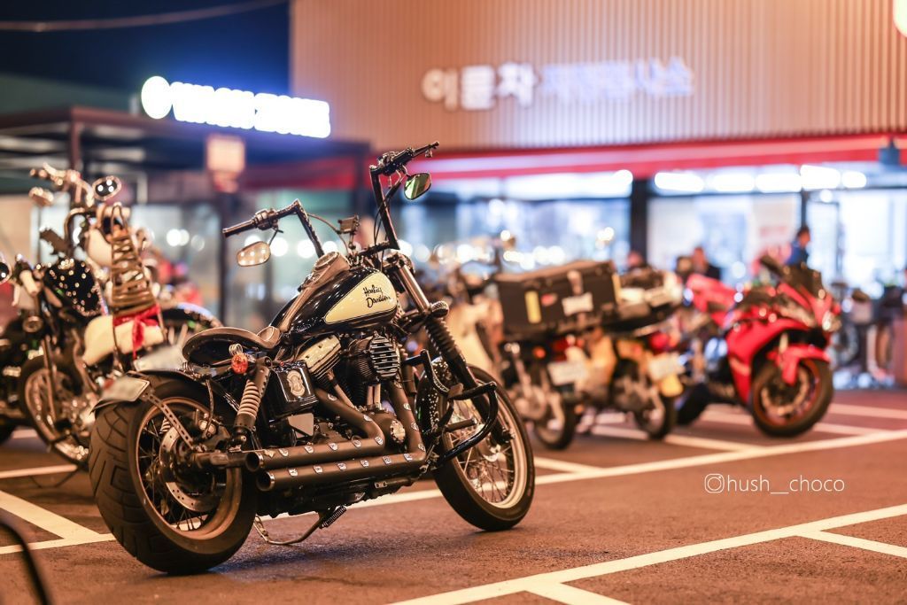 할리데이비슨 다이나 로우라이더 thumb 2