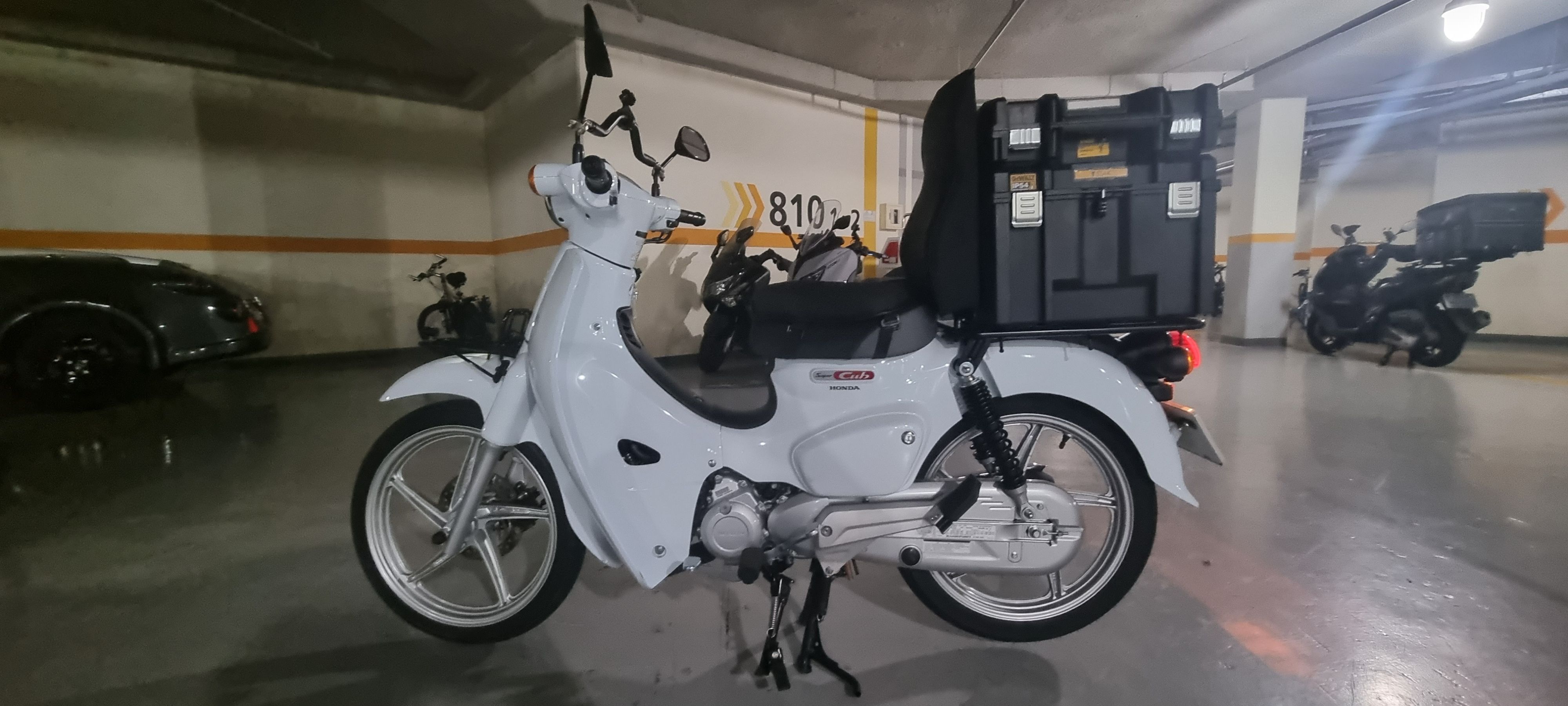 혼다 슈퍼 커브 110 thumb 2