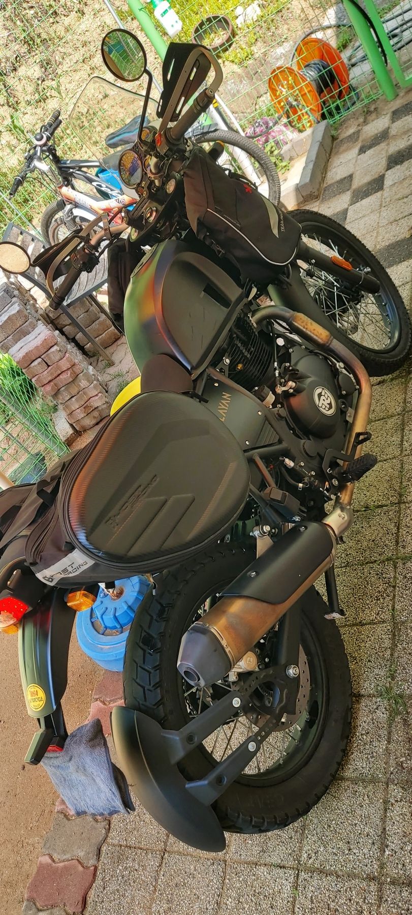 로얄엔필드 히말라얀 thumb 2