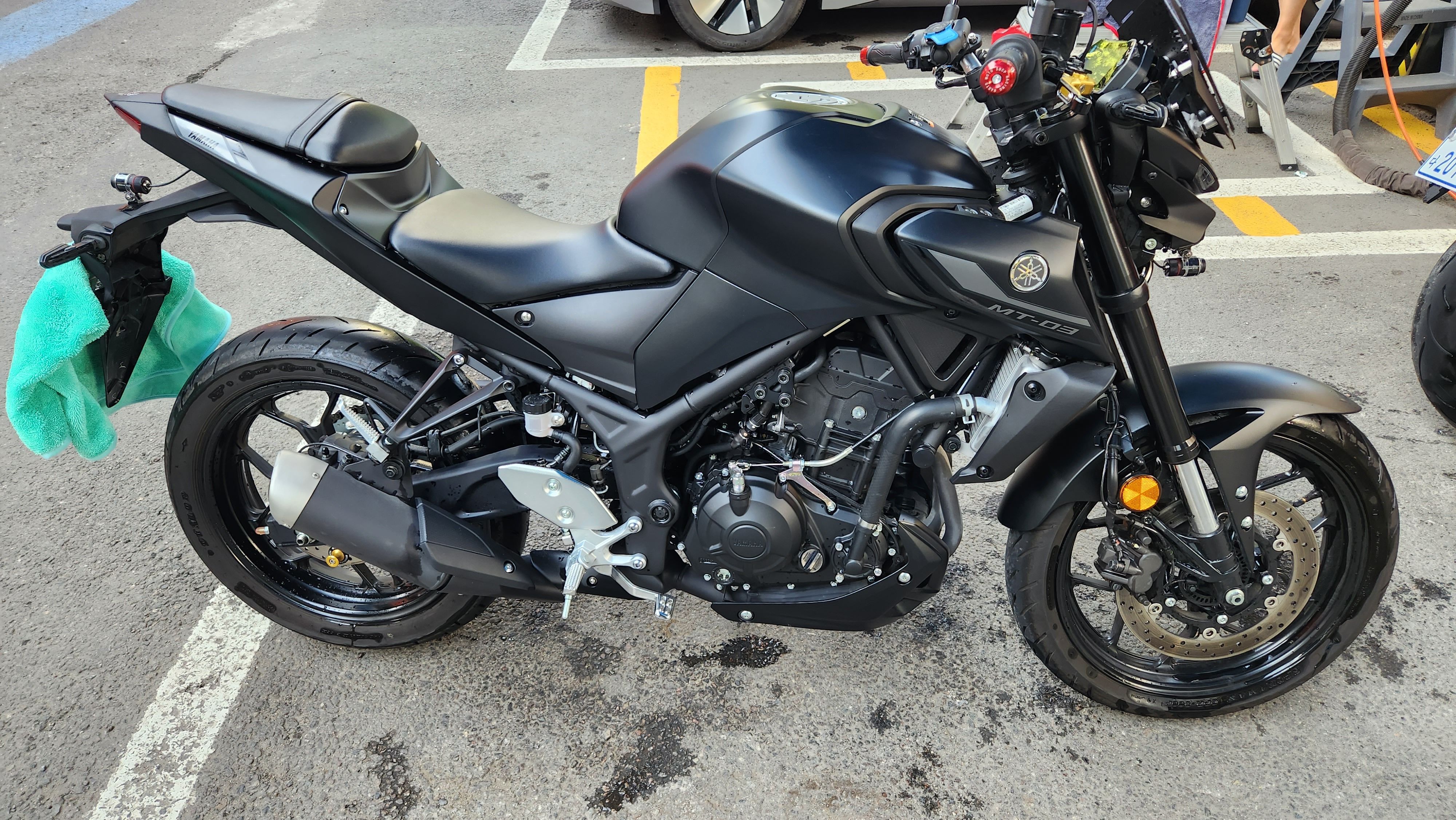 야마하 MT 03 main