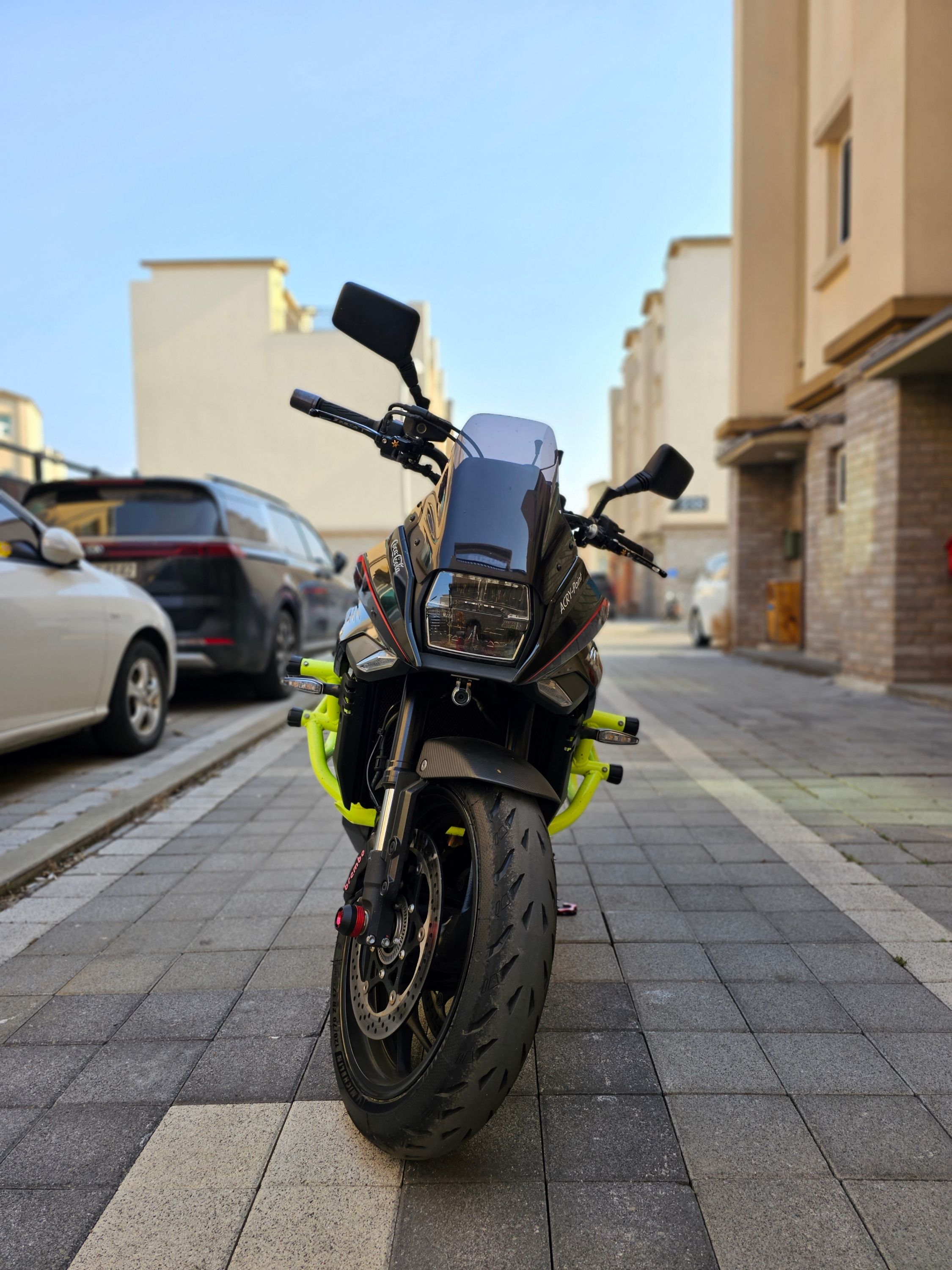 스즈키 카타나 1000 more