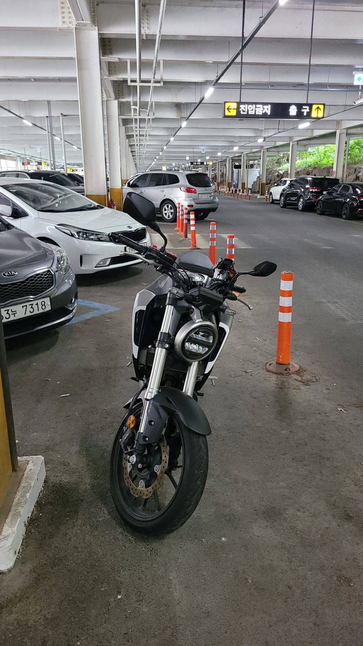 혼다 CB 125 R more