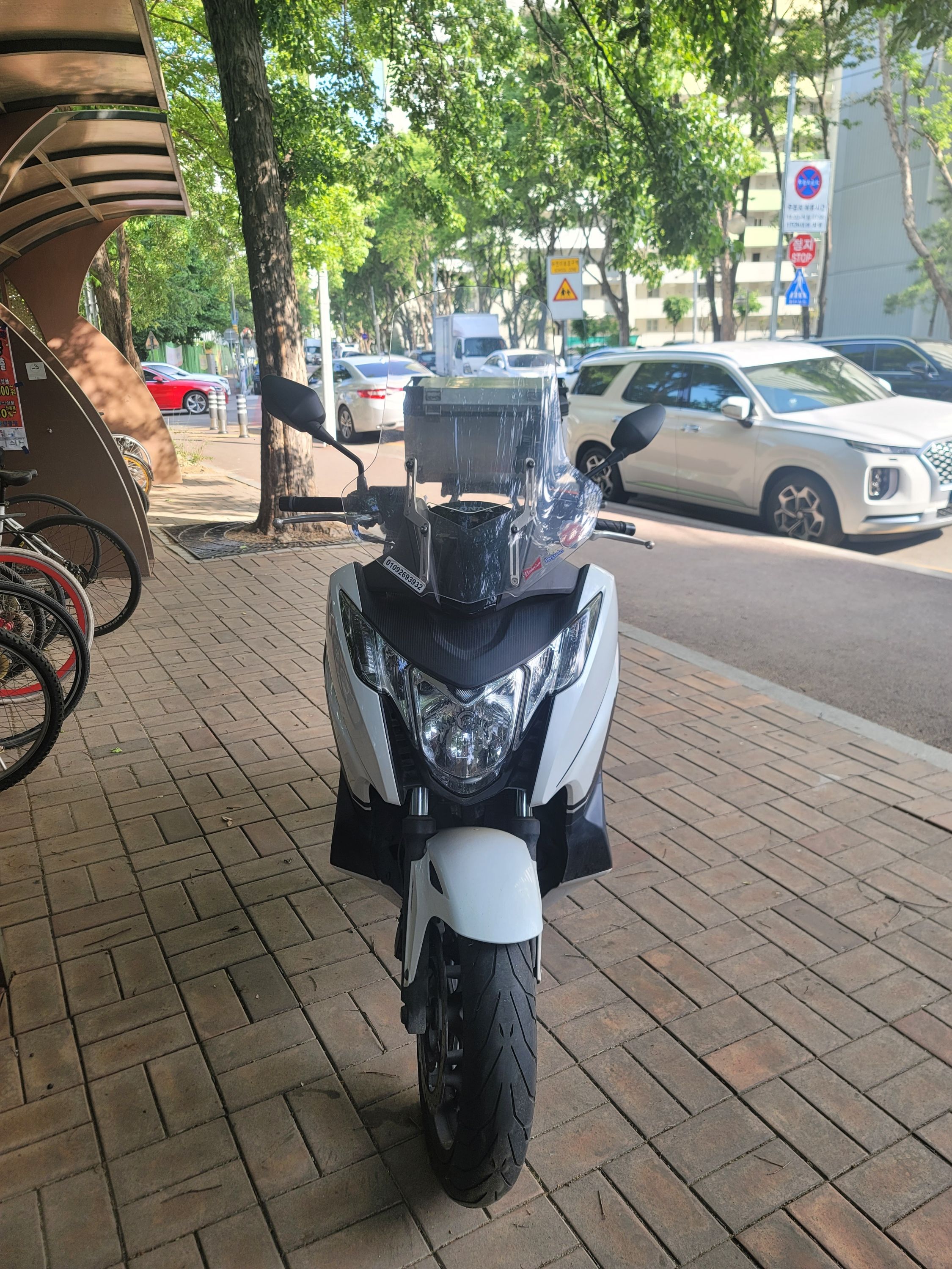 혼다 인테그라 750 more