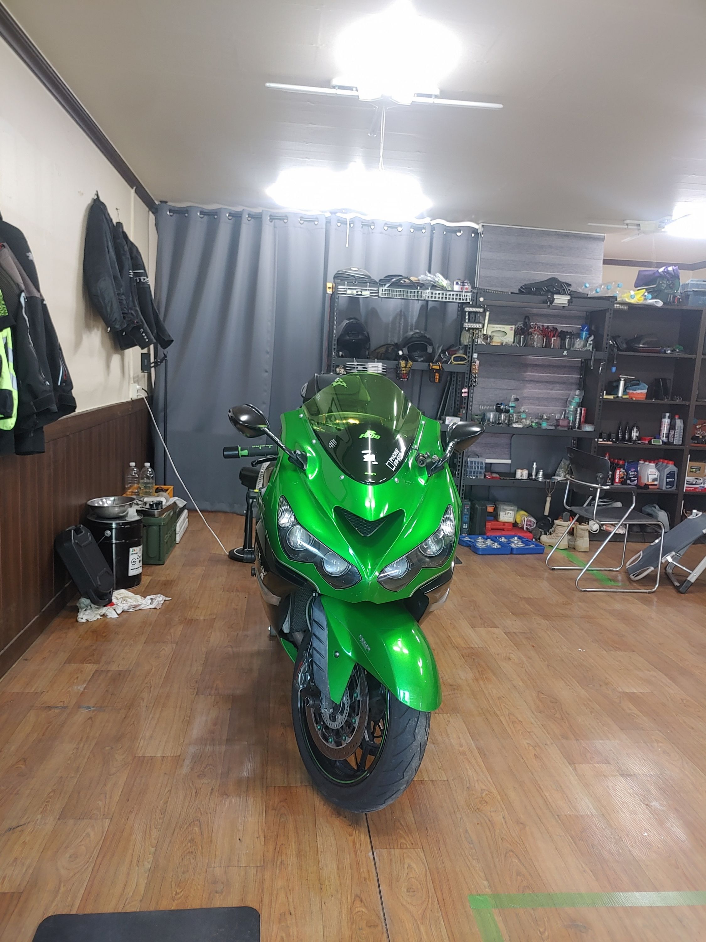 가와사키 ZZR 1400 올린즈 에디션 more