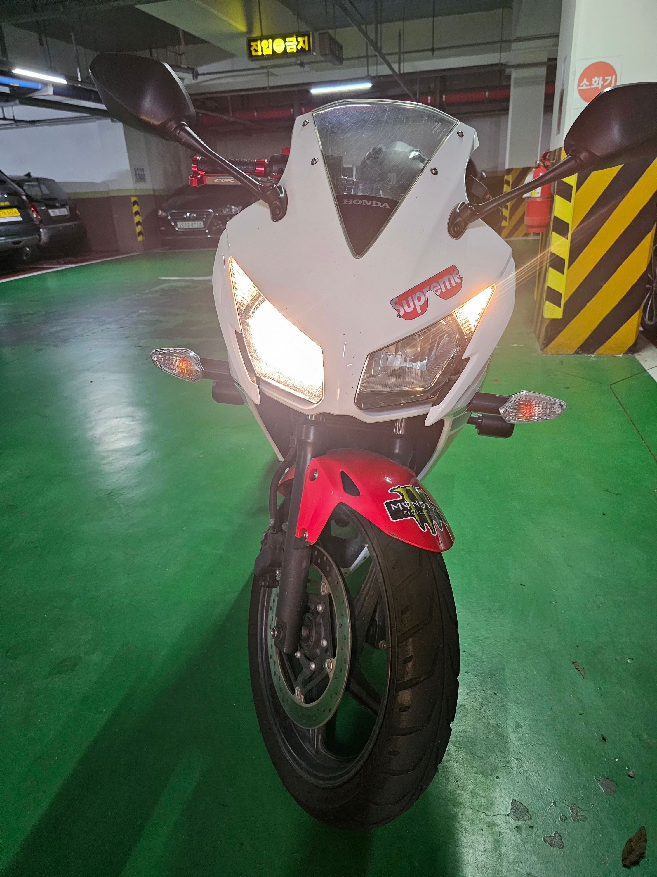 혼다 CBR 300 R more
