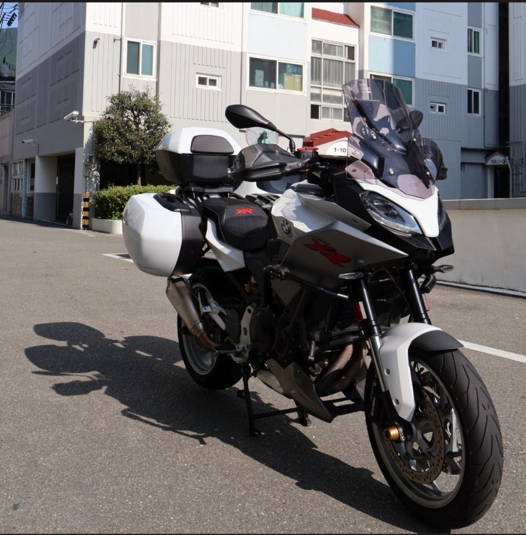 BMW F 900 XR thumb 2