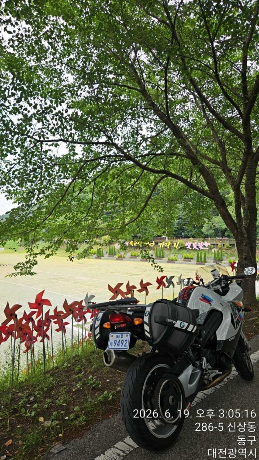 BMW F 800 ST thumb 2