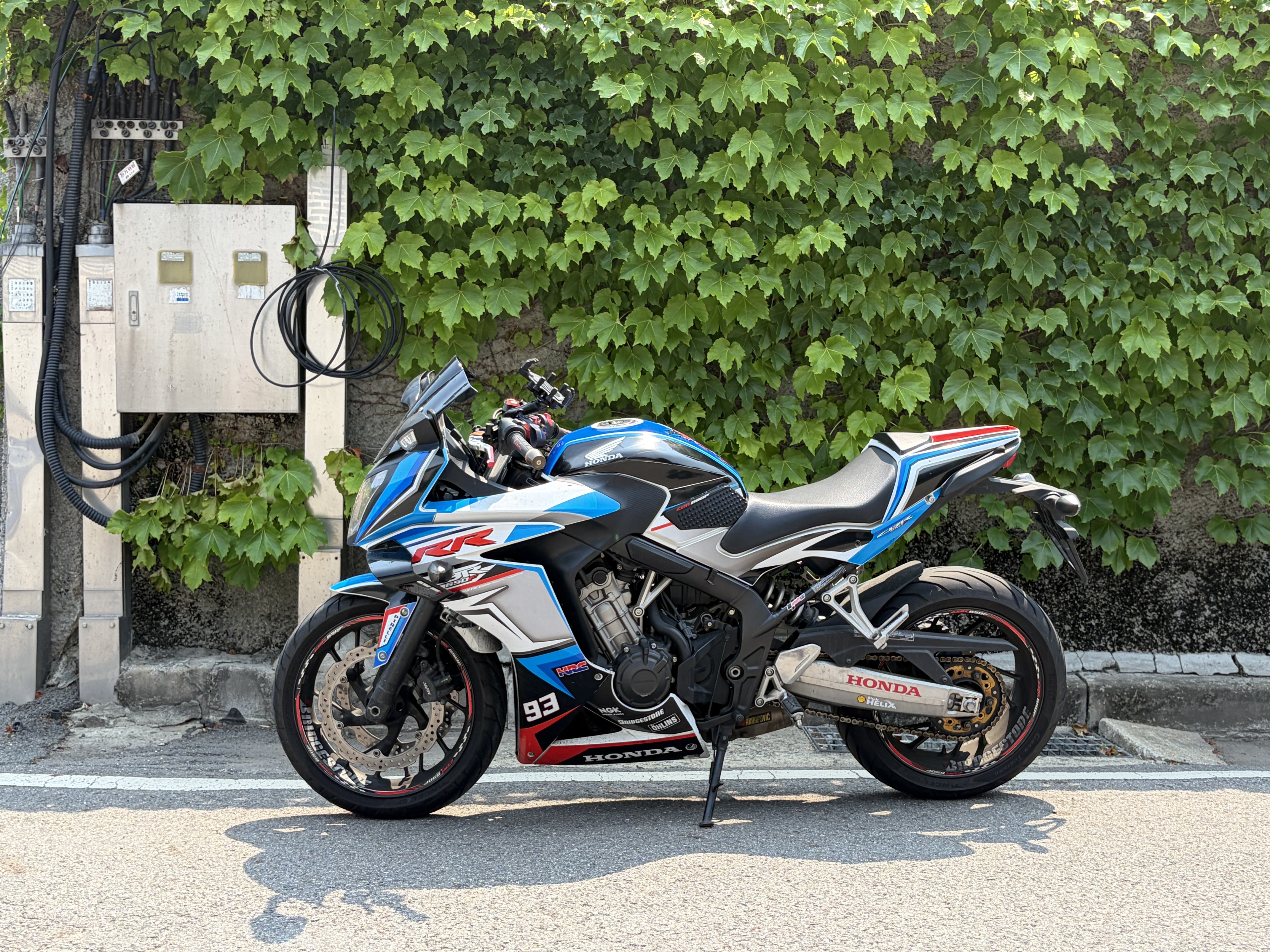 혼다 CBR 650 F more