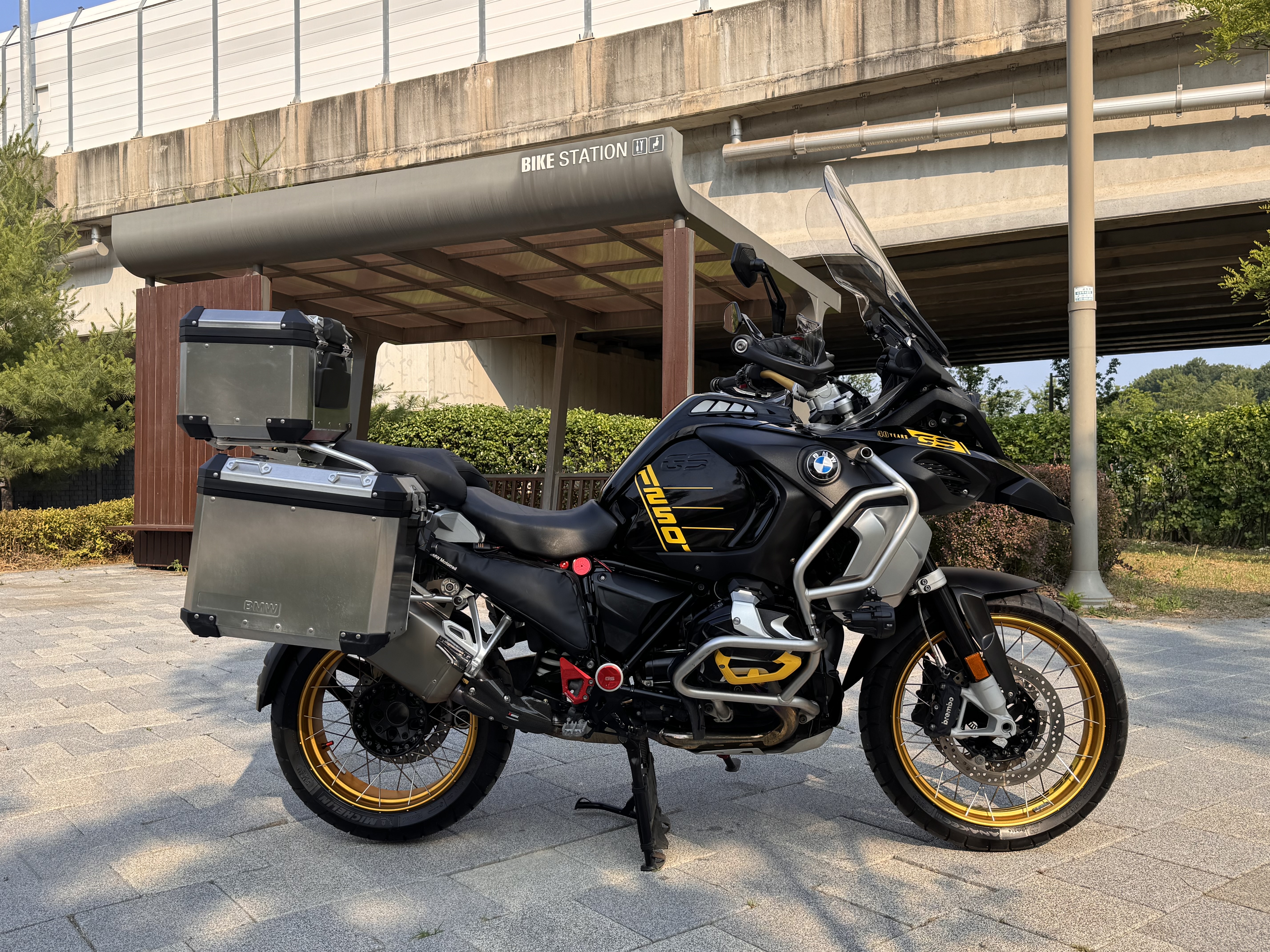 BMW R 1250 GS 어드벤처 main