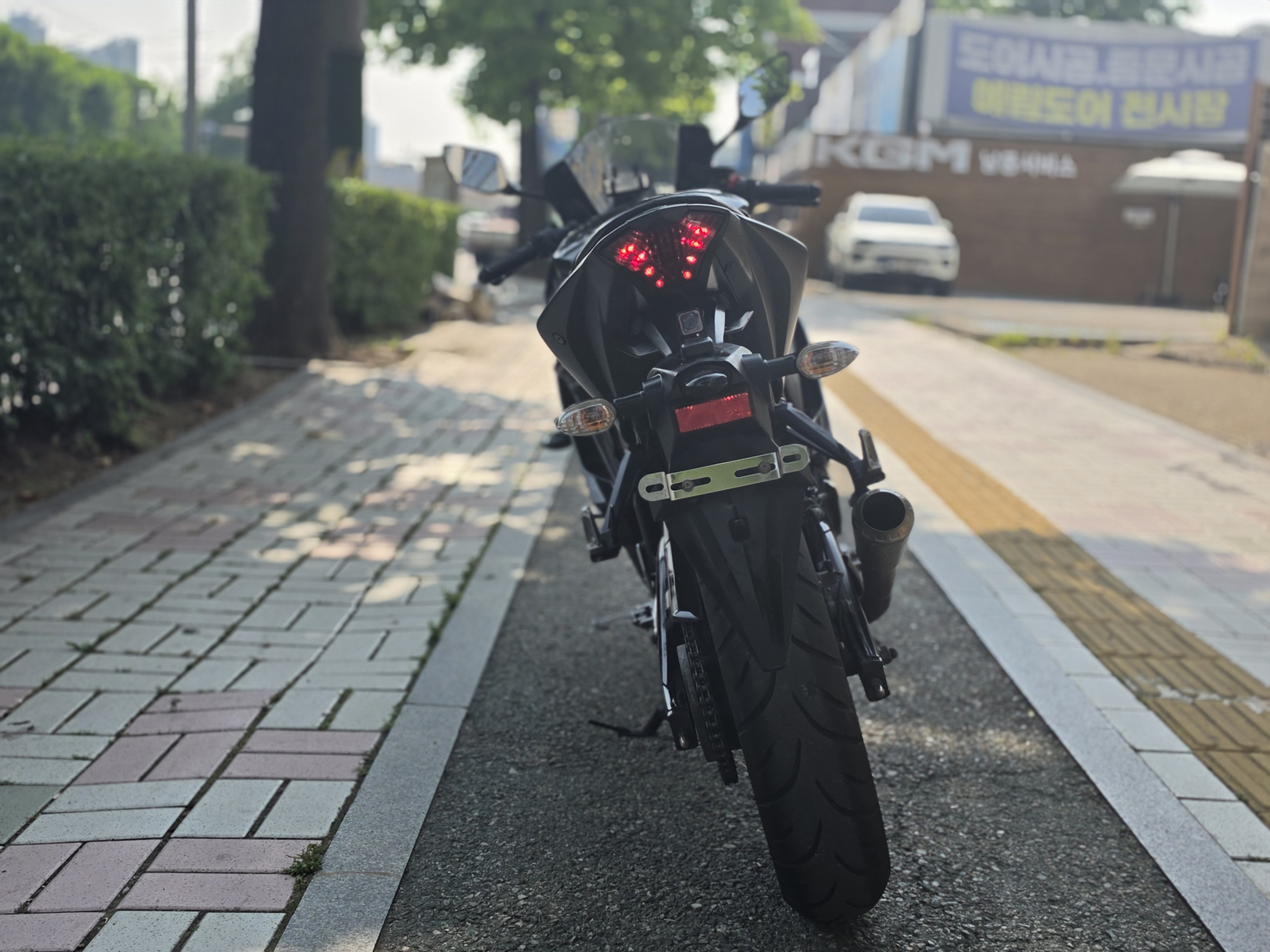 야마하 YZF R3 more