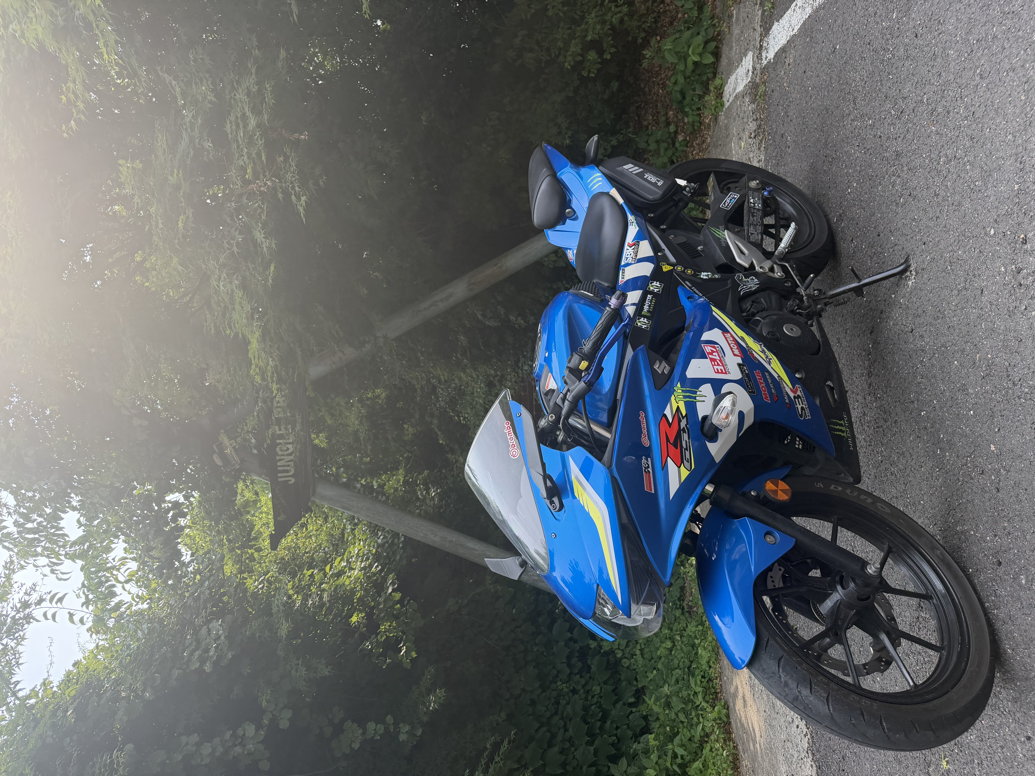 스즈키 GSX R 125 ABS thumb 2