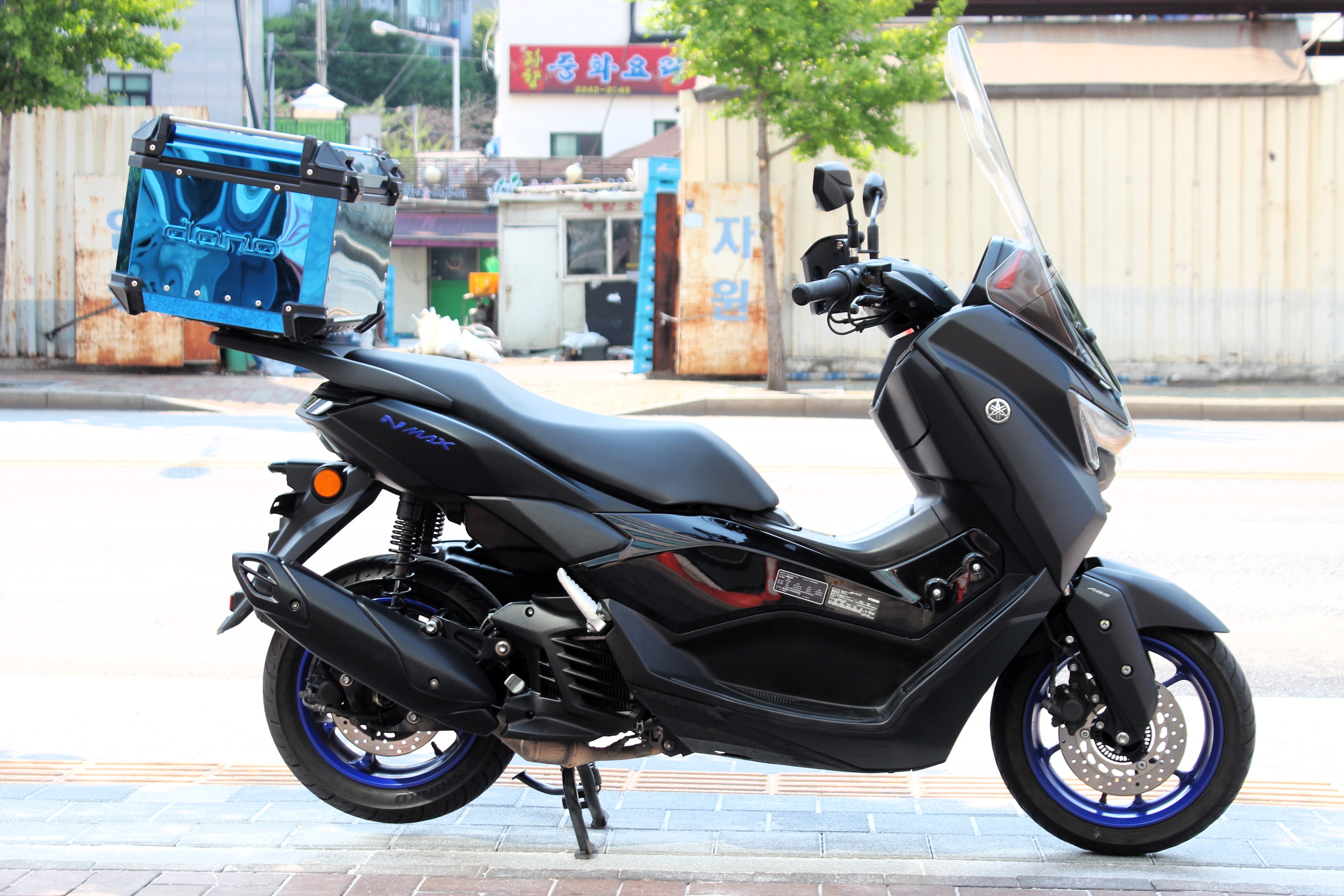 야마하 NMAX 125 more