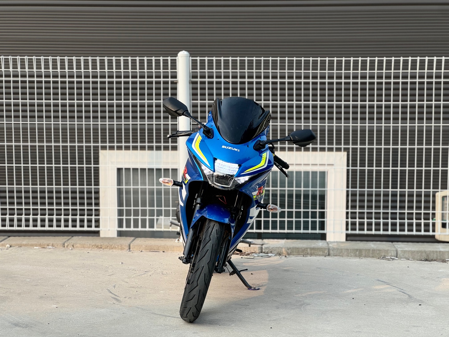 스즈키 GSX R 125 ABS thumb 2