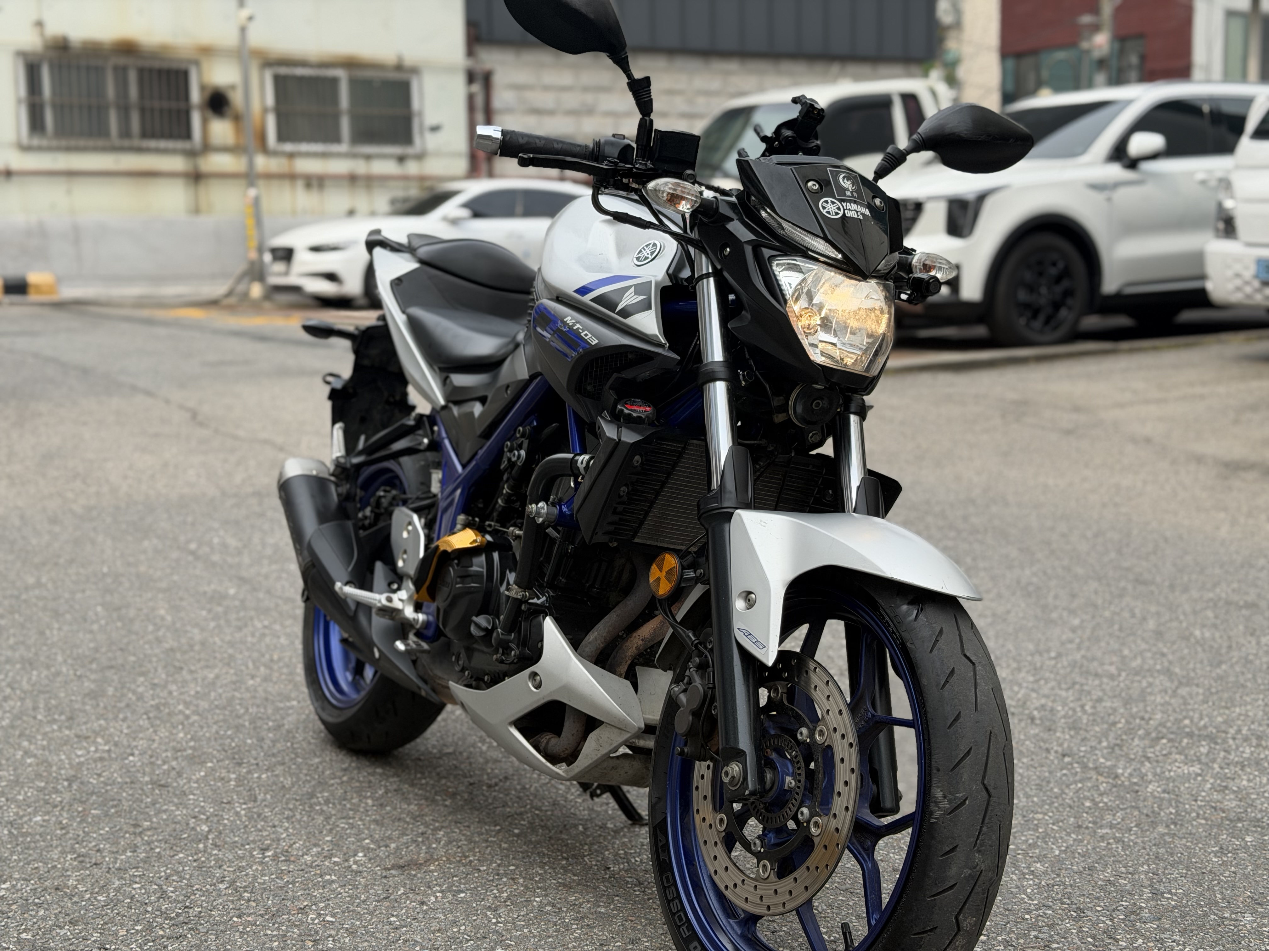 야마하 MT 03 more