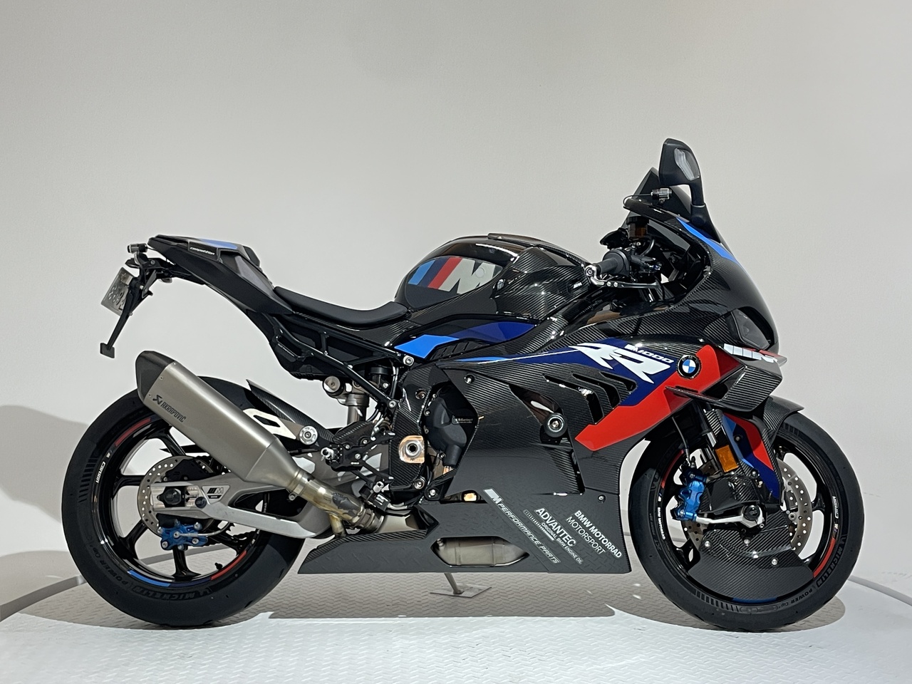 BMW M 1000 RR main
