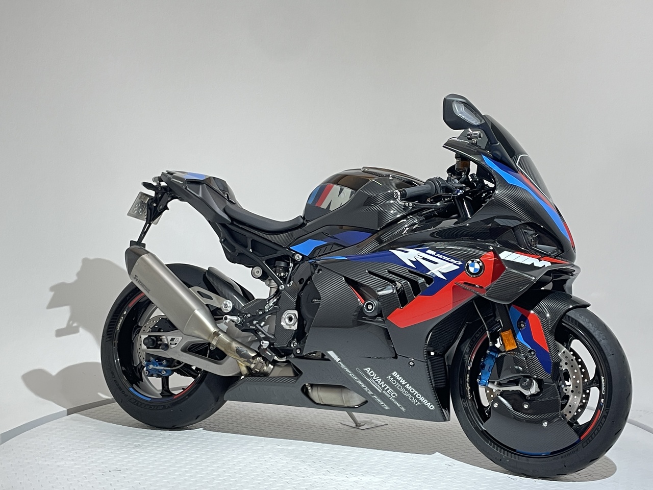 BMW M 1000 RR more