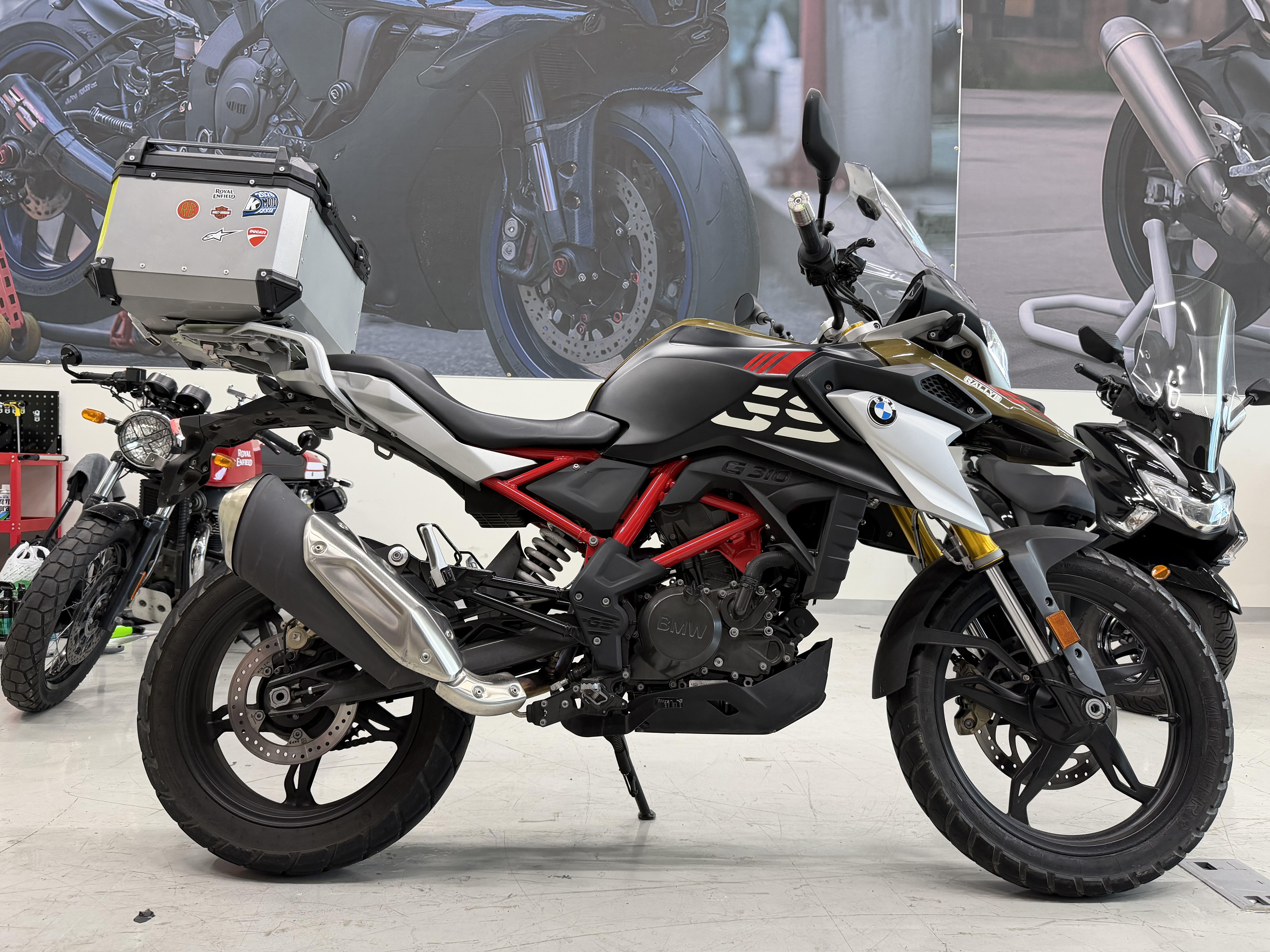 BMW G 310 GS thumb 2