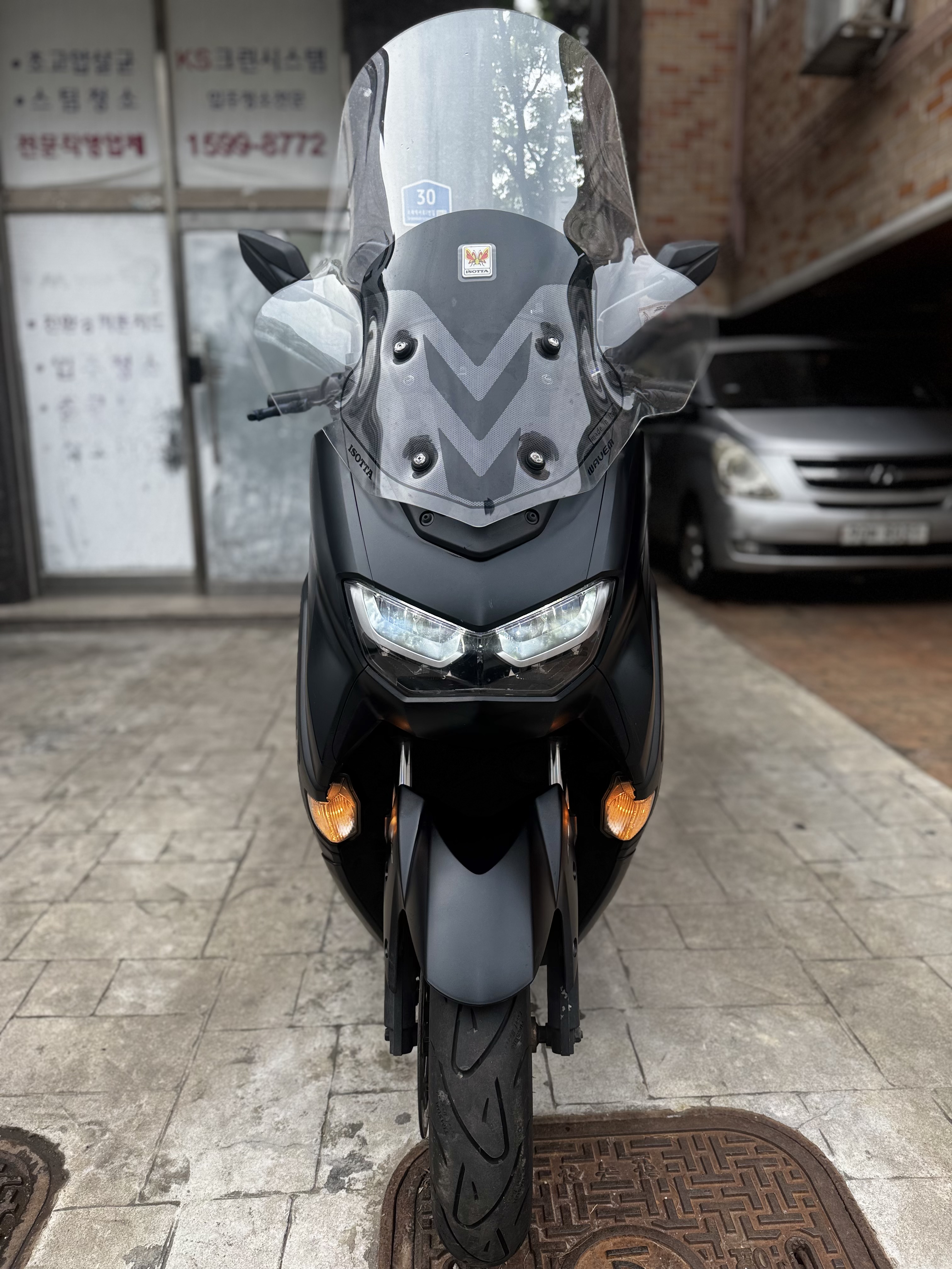 야마하 NMAX 125 more