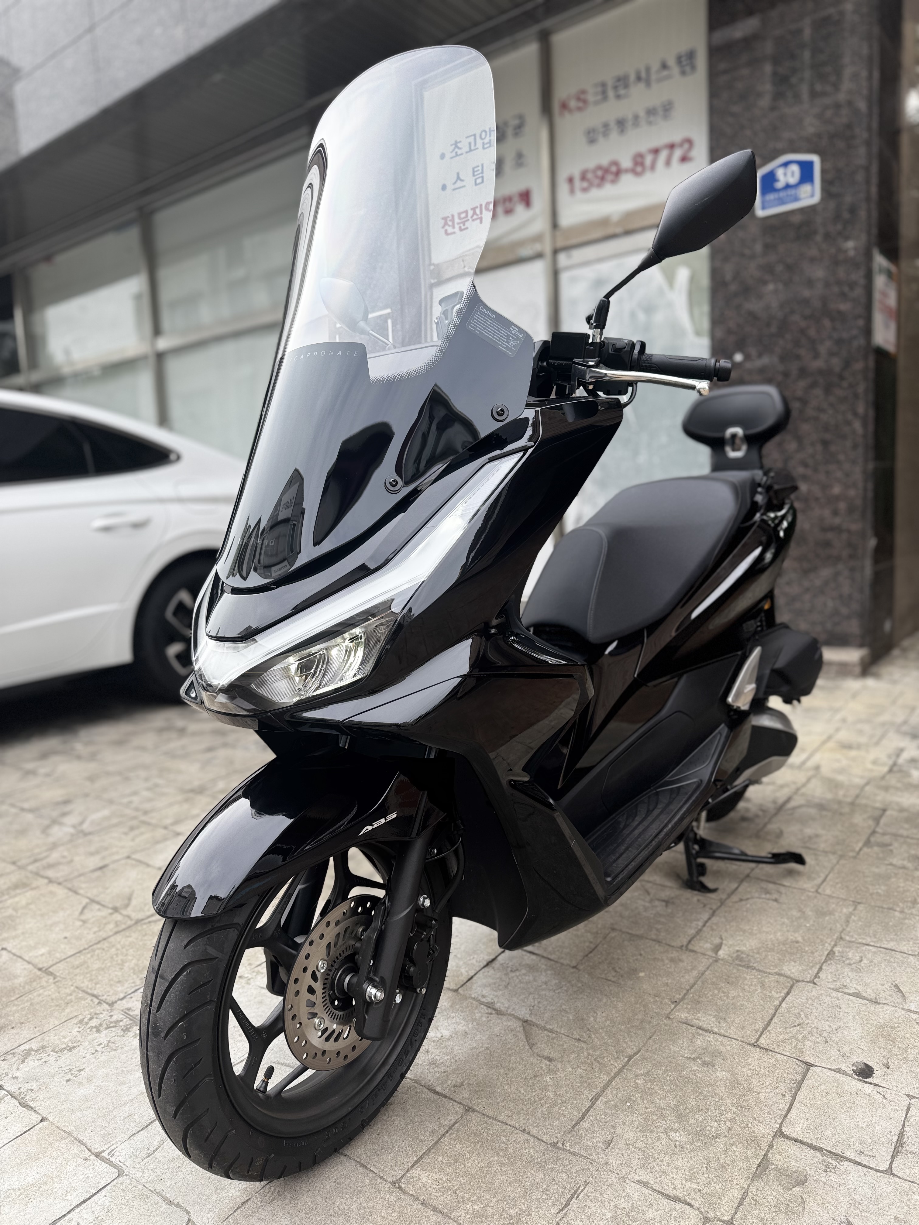 혼다 PCX 125 thumb 2
