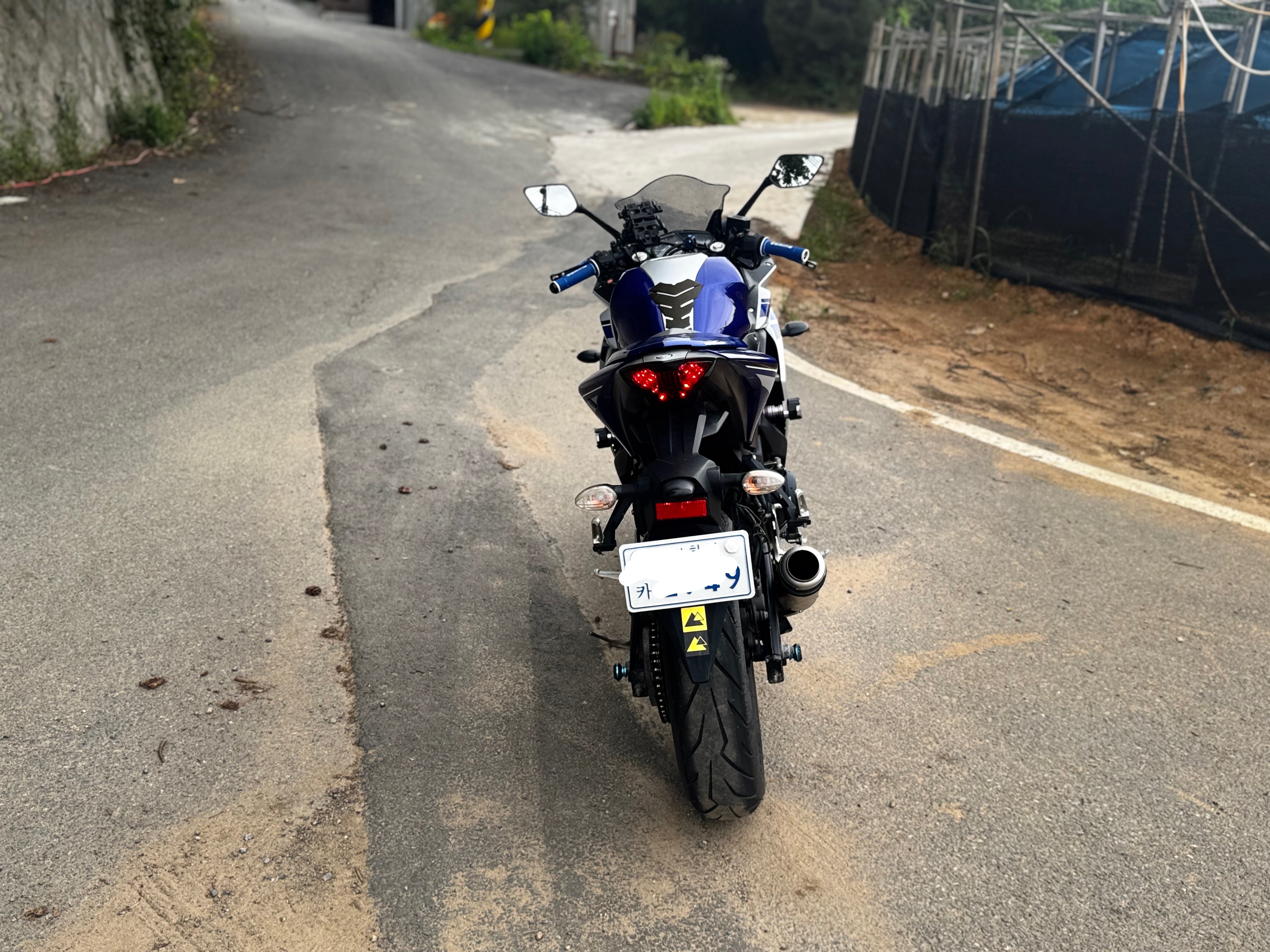 야마하 YZF R3 more