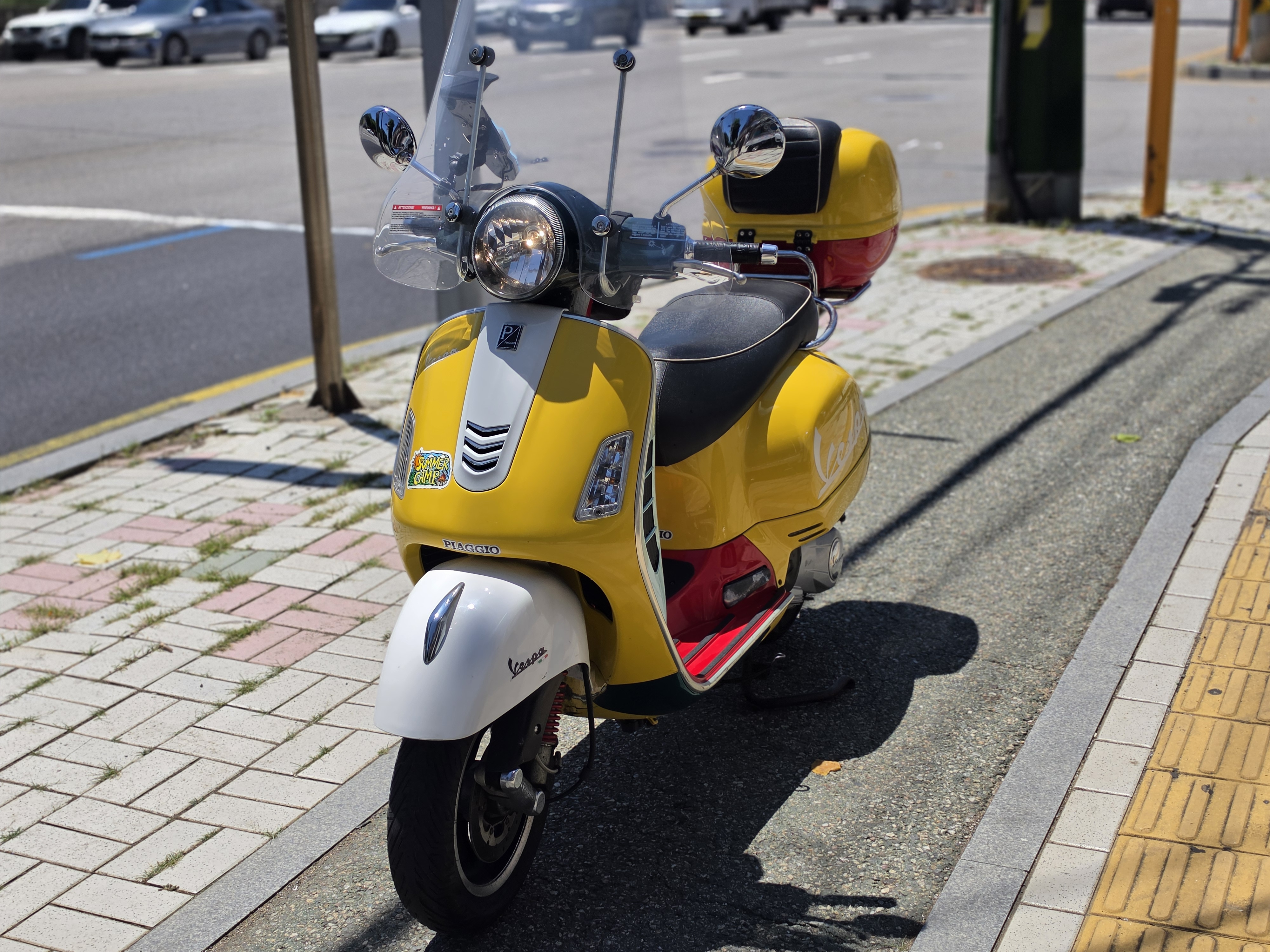 베스파 GTS 125 more