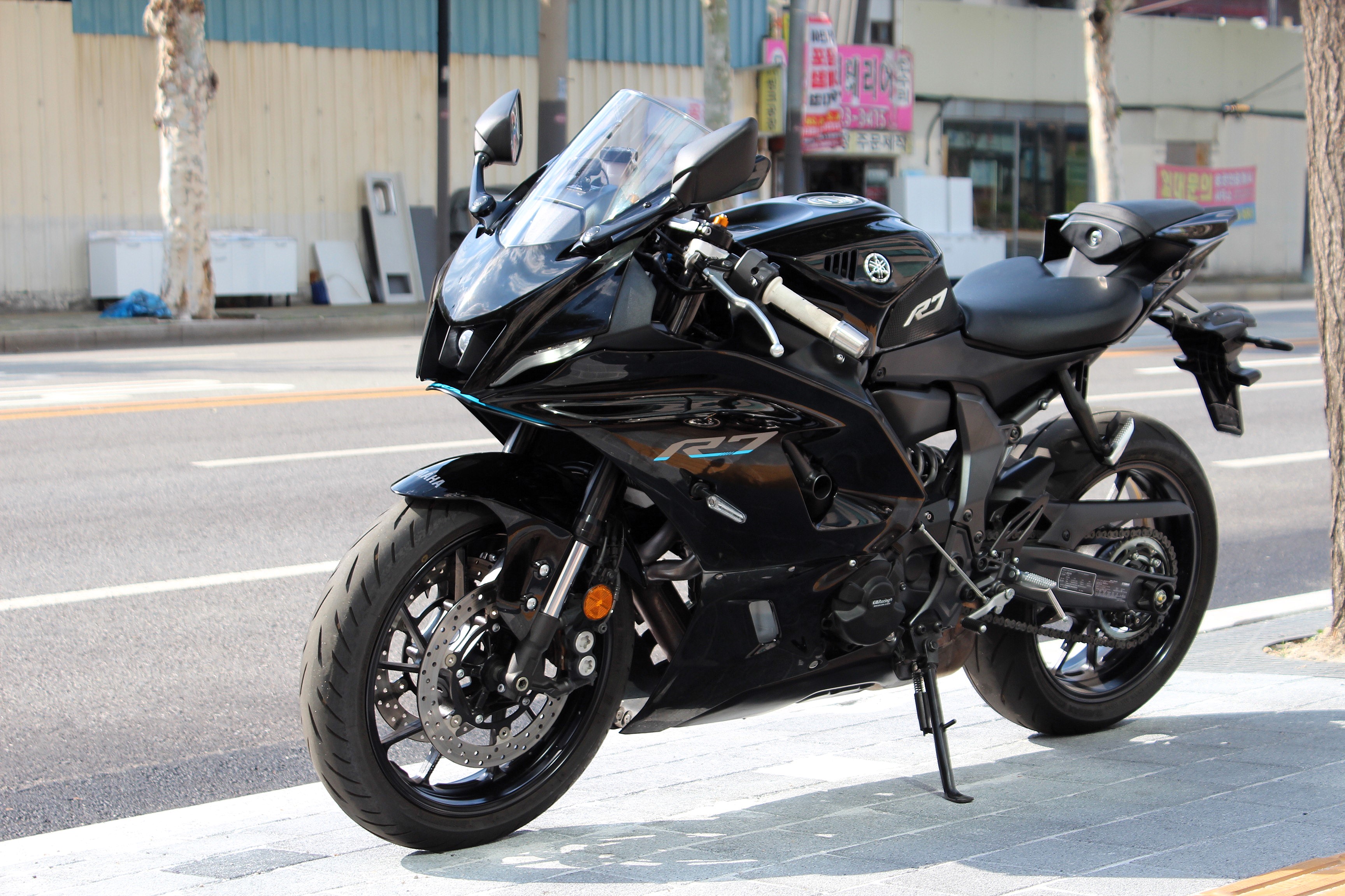 야마하 YZF R7 thumb 2