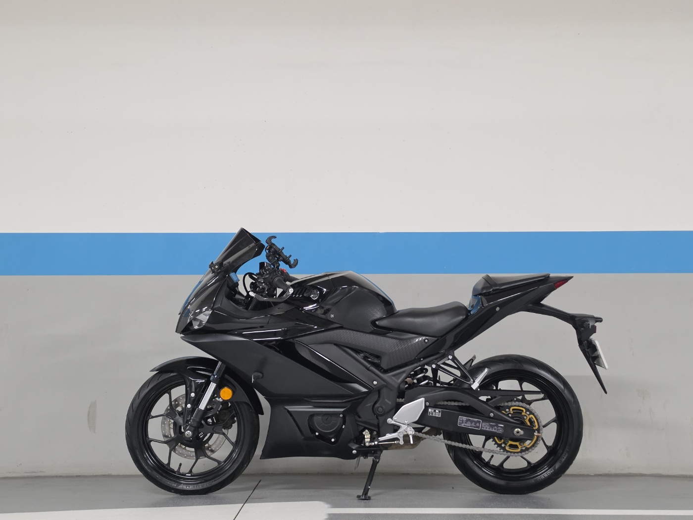 야마하 YZF R3 thumb 2