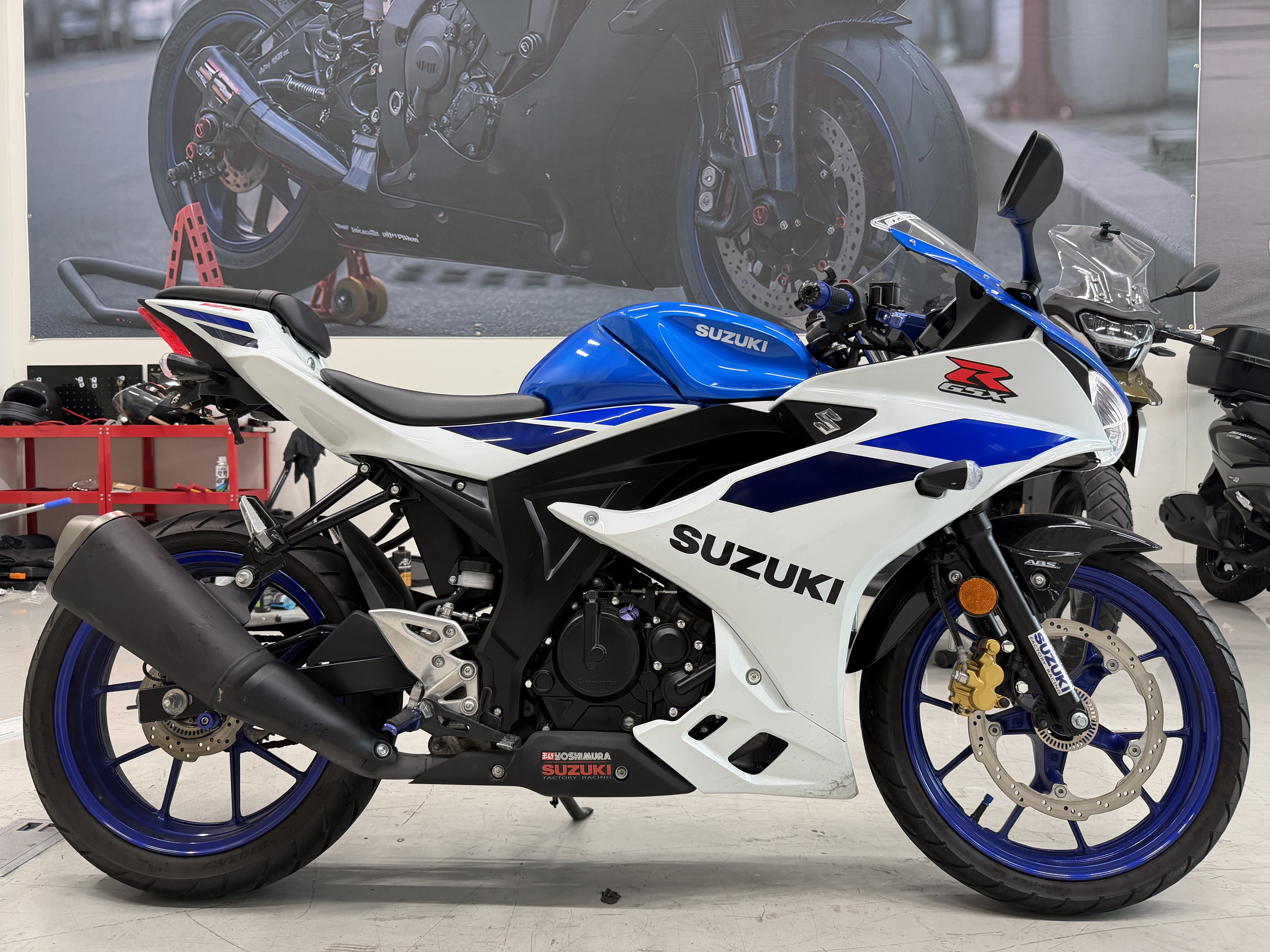 스즈키 GSX R 125 ABS thumb 2