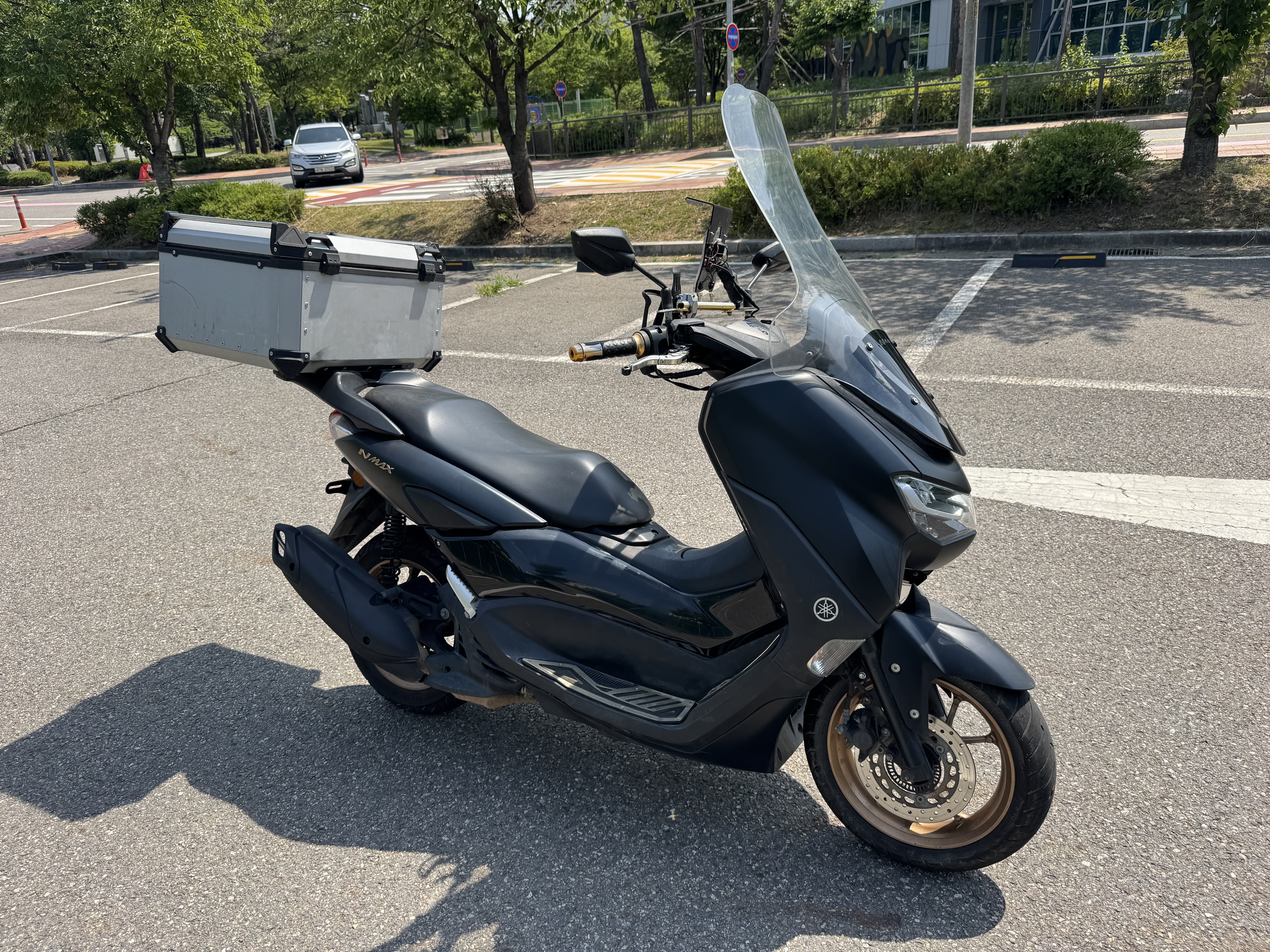 야마하 NMAX 125 thumb 2