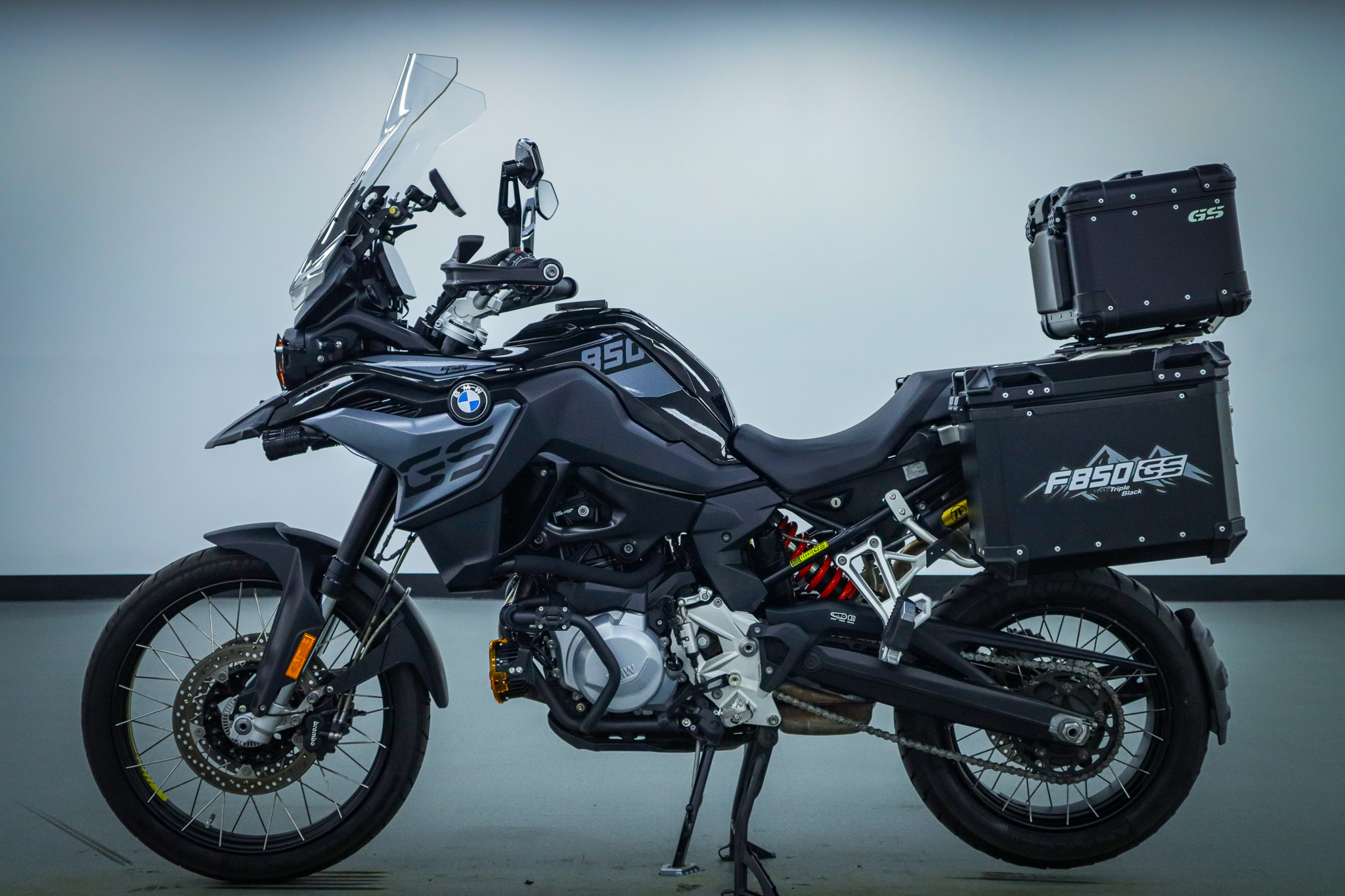 BMW F 850 GS thumb 2